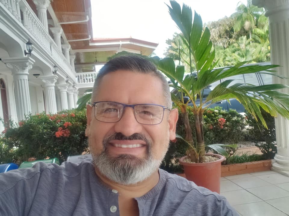 Eugenio Androvetto Villalobos, director de Protección Radiológica y Salud Ambiental del Ministerio de Salud, falleció baleado la madrugada de este domingo. Foto: Tamada de Facebook.