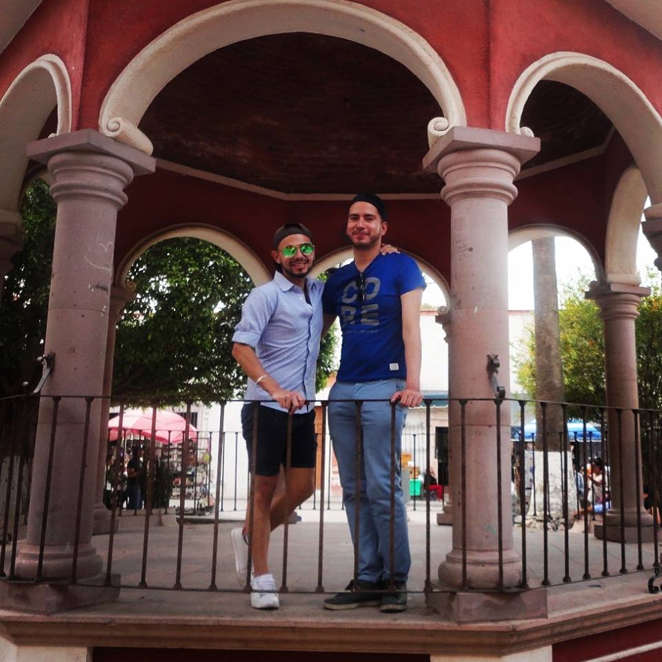 Julio César Monge (derecha) e Iván Rivera se casaron en enero del 2015 en México.