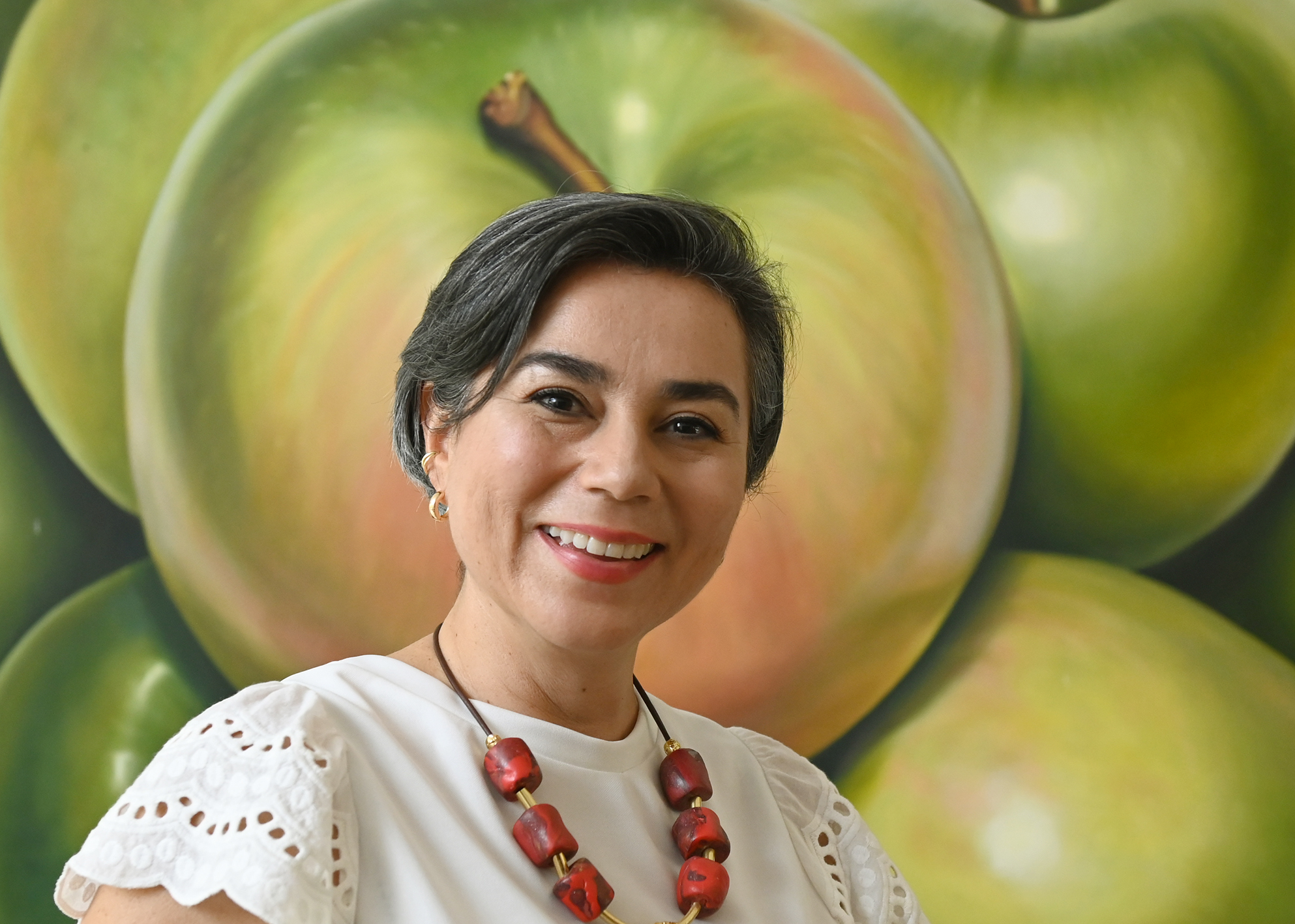 22 de julio del 2022. Barrio Córdoba en Zapote. Retratos de Melania Campos quién tiene un tipo raro de cáncer genético. Una mutación que aumenta el riesgo de cáncer de mama, ovario y trompas de falopio. Su decisión ha sido removerse esos tejidos para evitar problemas a futuro. Foto: Albert Marín para la Nación.