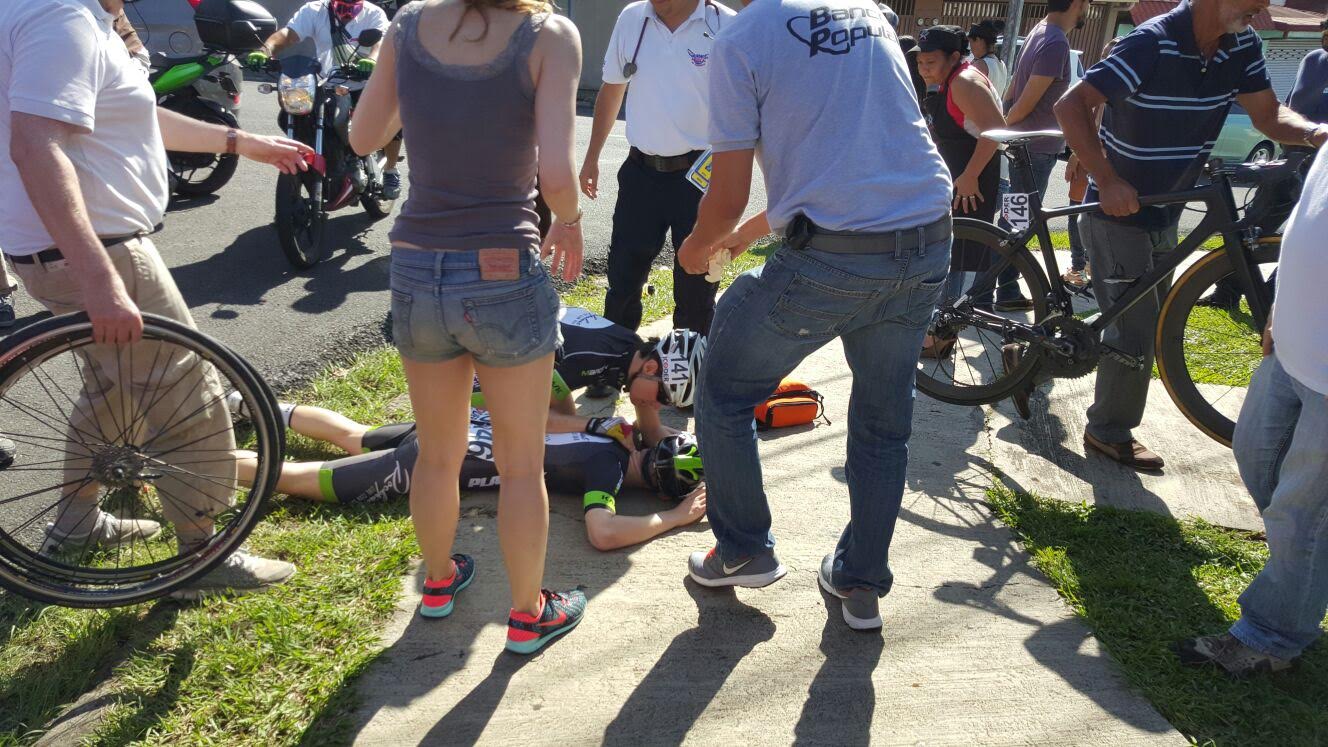 Félix Araya fue uno de los ciclistas afectados por el taxista.