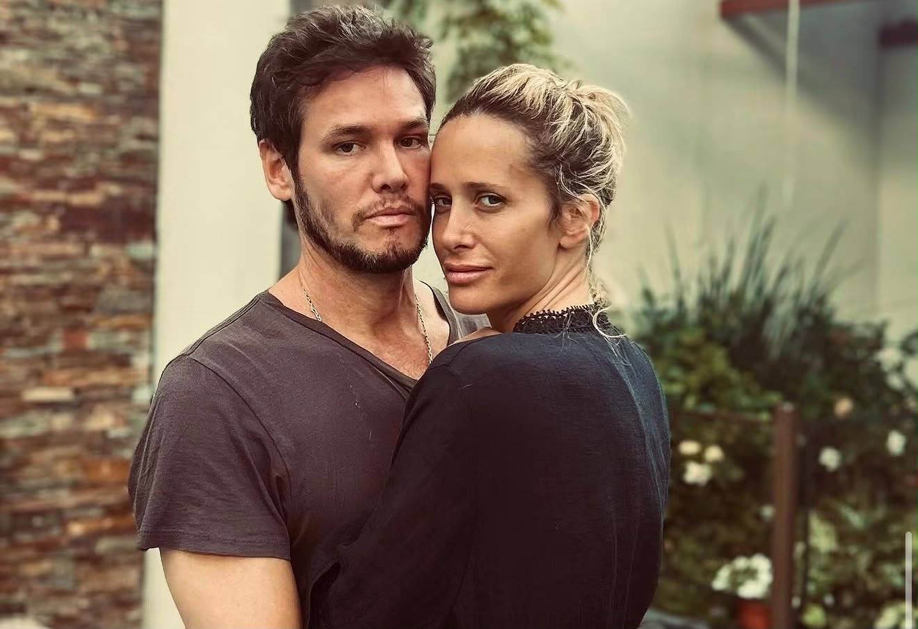 Julieta Prandi tiene dos hijos (Mateo y Rocco), fruto de su matrimonio anterior con Claudio Contardi y Emanuel Ortega tiene dos hijos (Bautista y India) con la modelo Ana Paula Dutil.