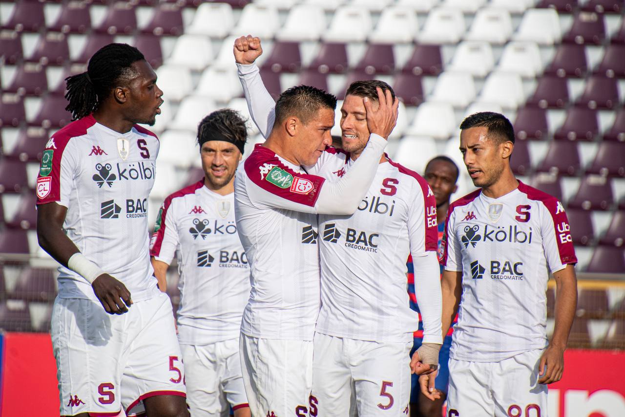 Aubrey David, Christian Bolaños, David Guzmán, Esteban Espíndola y Jimmy Marín (izquierda a derecha) festejaron el primer gol de Saprissa ante el Arcahaie FC, en la semifinal de la Liga Concacaf. Fotografía: Prensa Saprissa.