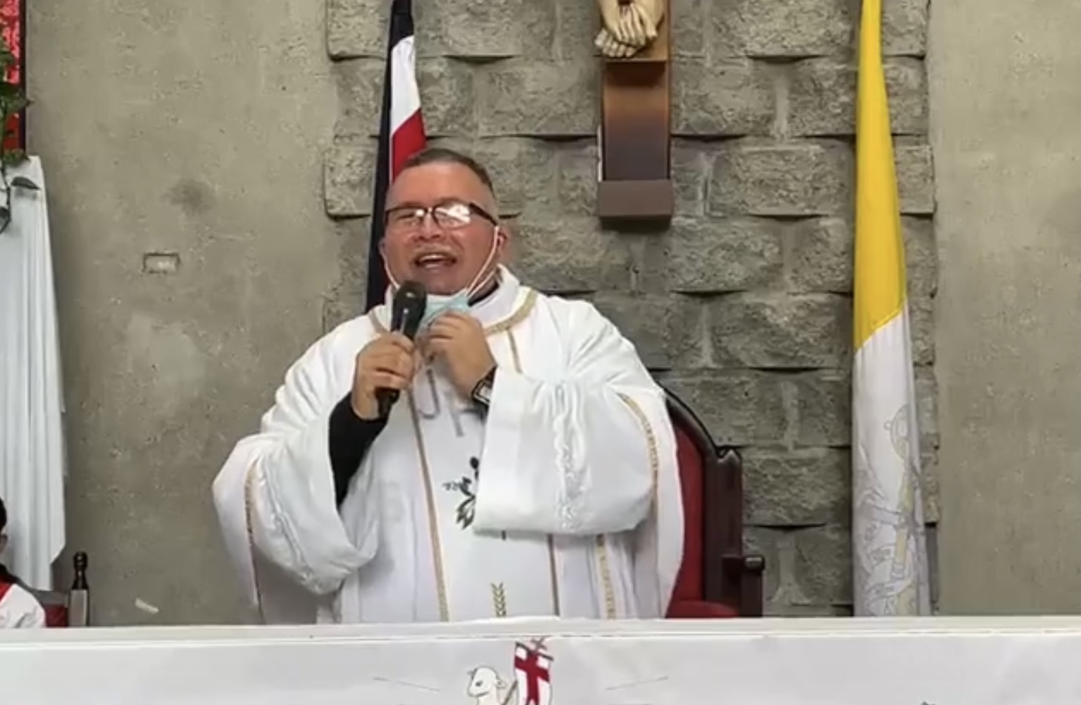 Padre Sergio Valverde. Asociación Obras del Espíritu Santo. Foto: Captura.