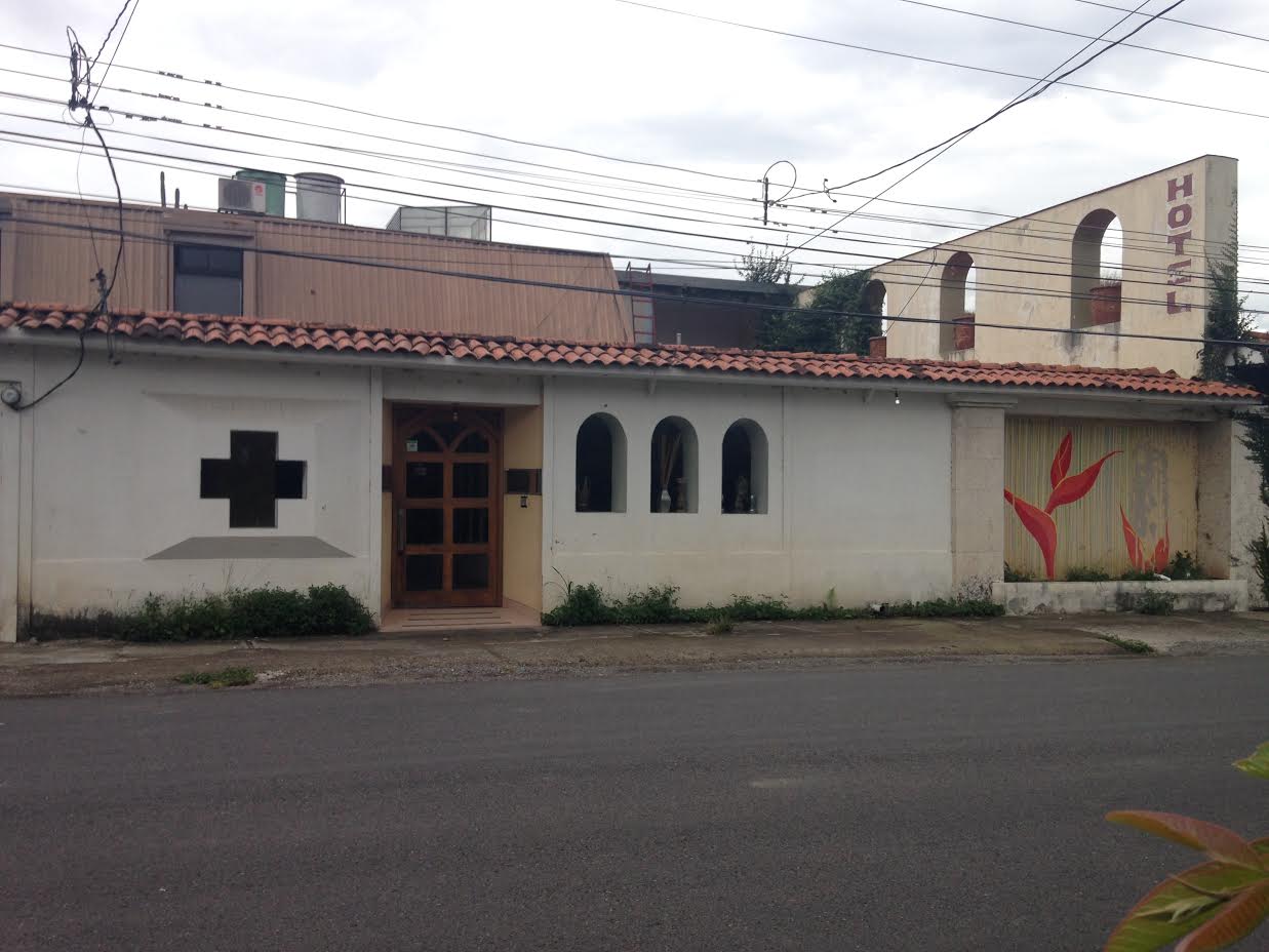 En el inmueble allanado por el OIJ se recolectaron evidencias para formalizar la acusación.