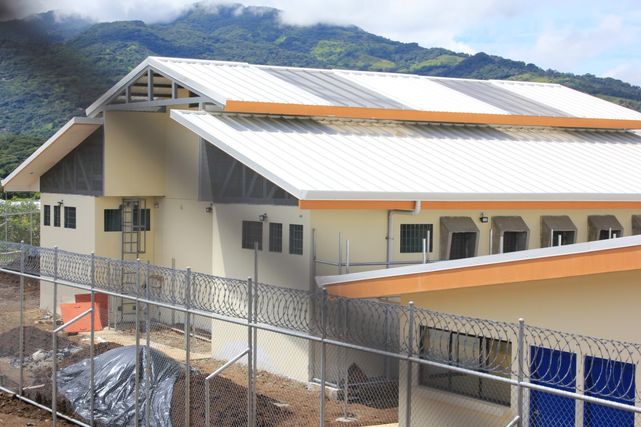 La prisión, que albergará a 1.248 reos, está ubicada en el complejo La Reforma, en San Rafael de Alajuela. Foto: Cortesía de Justicia