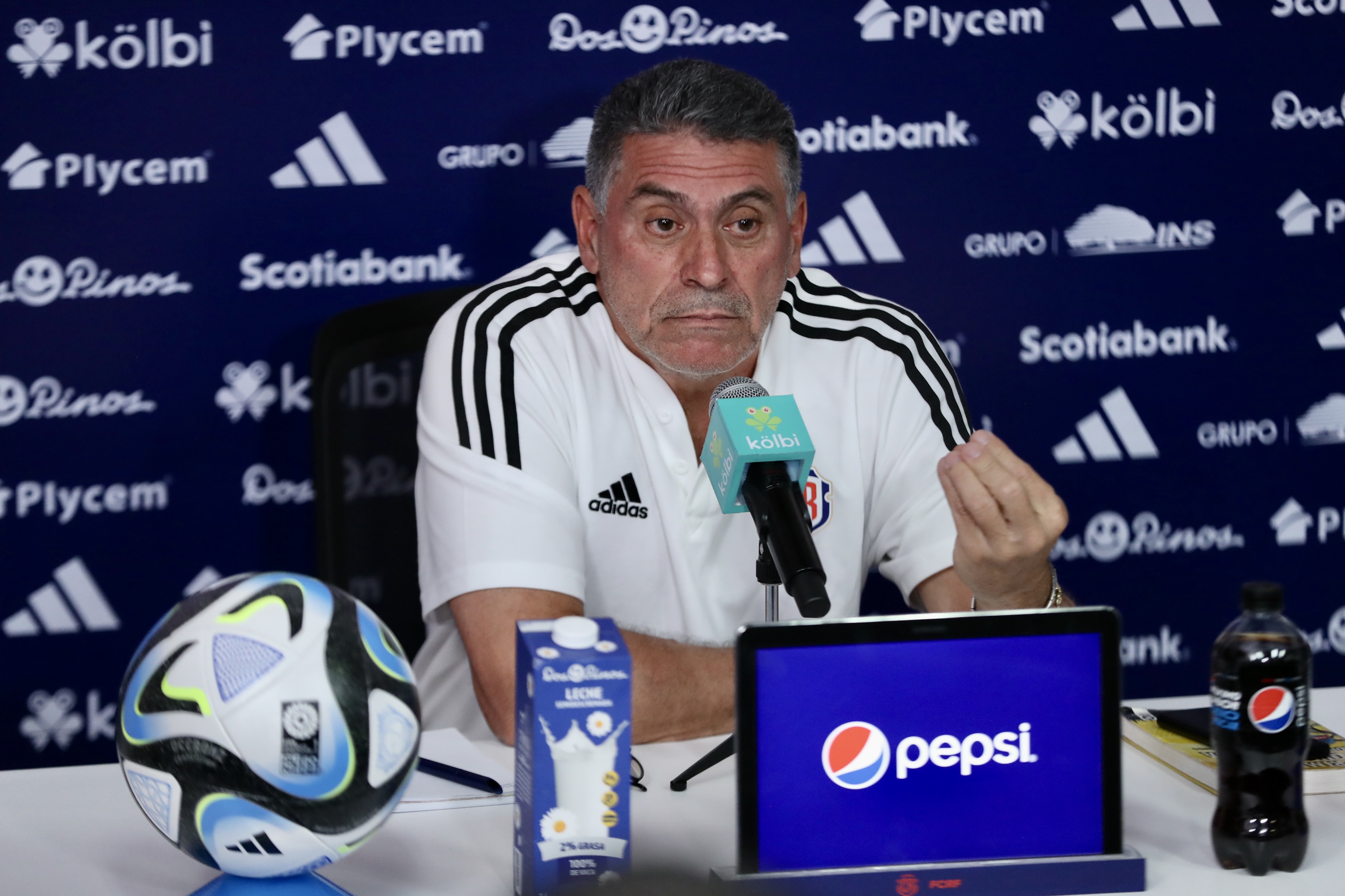 27/03/2023, Alajuela, Proyecto Gol, conferência de prensa con el entrenador de la selección de fútbol mayor masculina de Costa Rica Luis Fernando Suárez.