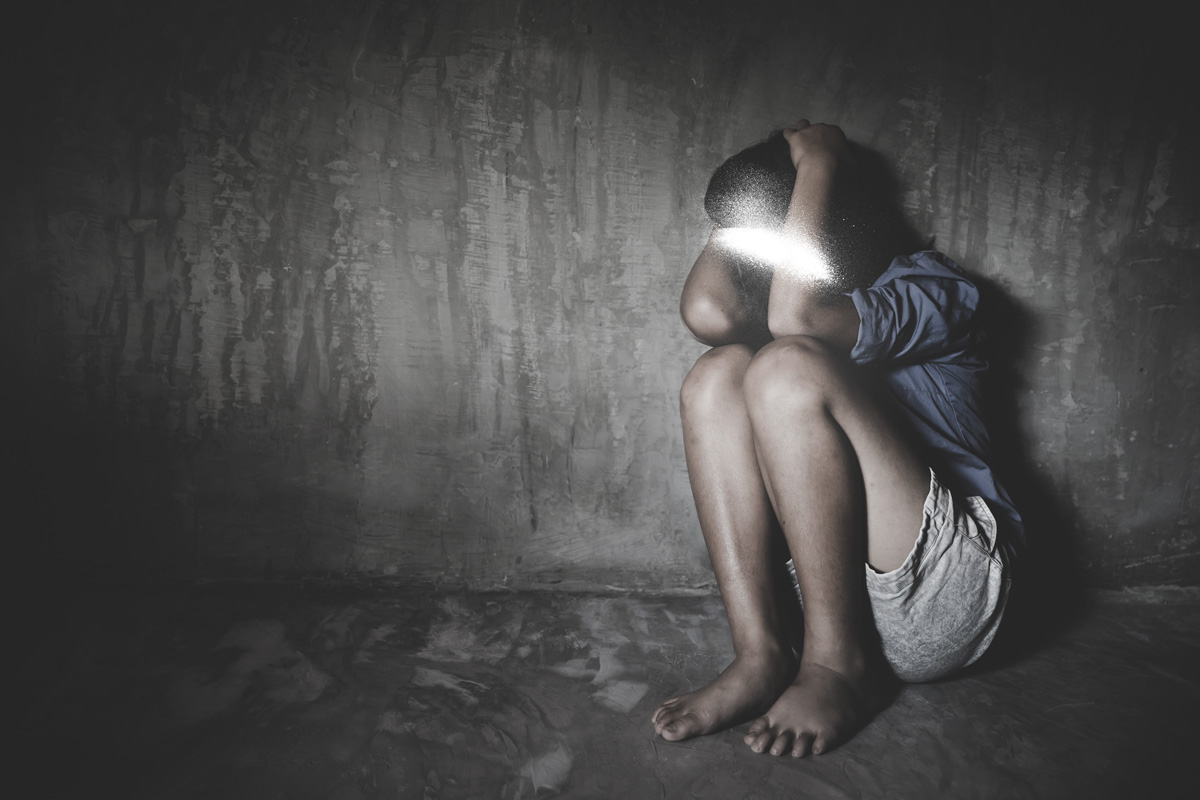 Imágenes alusivas a violencia infantil. Foto: Shutterstock