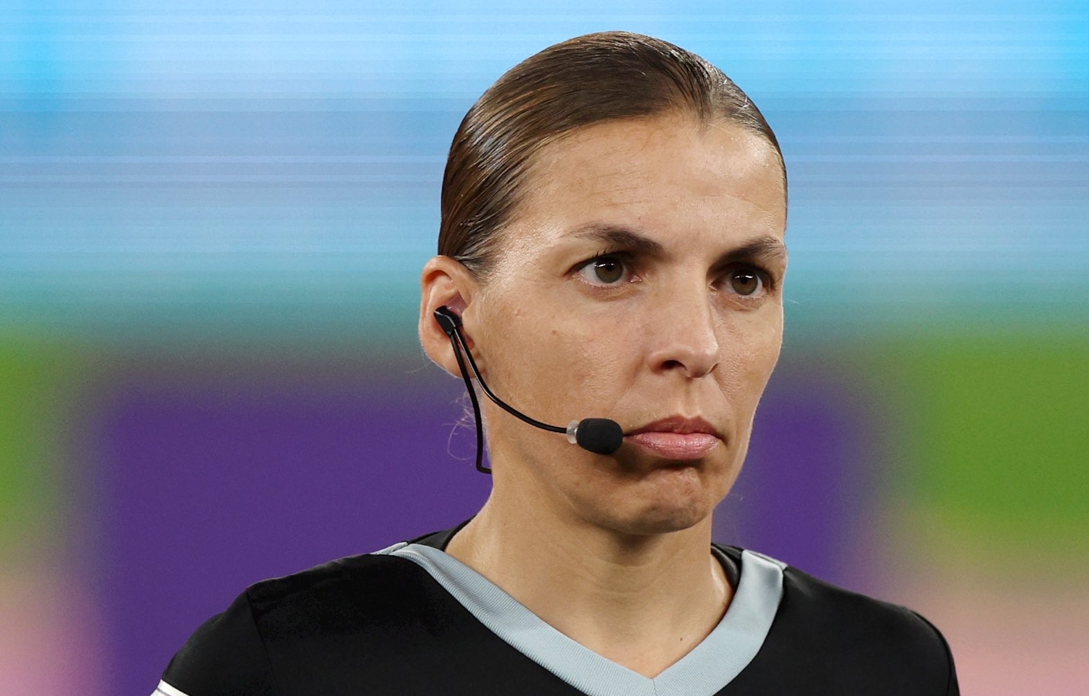 Stéphanie Frappart se convertirá este jueves en la primera mujer en dirigir un partido de fútbol en un Mundial masculino.