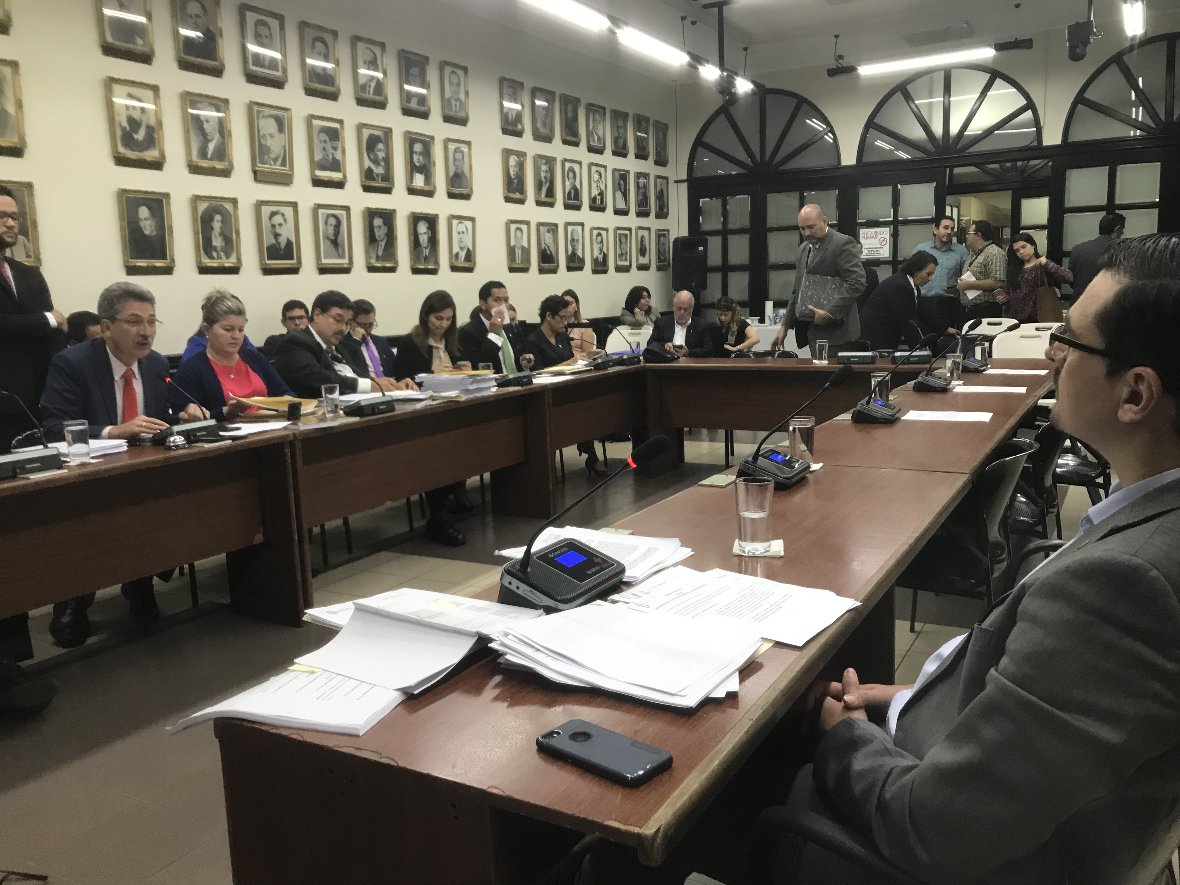 18/07/2018. Asamblea Legislativa. Los diputados avanzaron hasta la moción 33 de las 1008 que pesan sobre el plan fiscal del Gobierno.