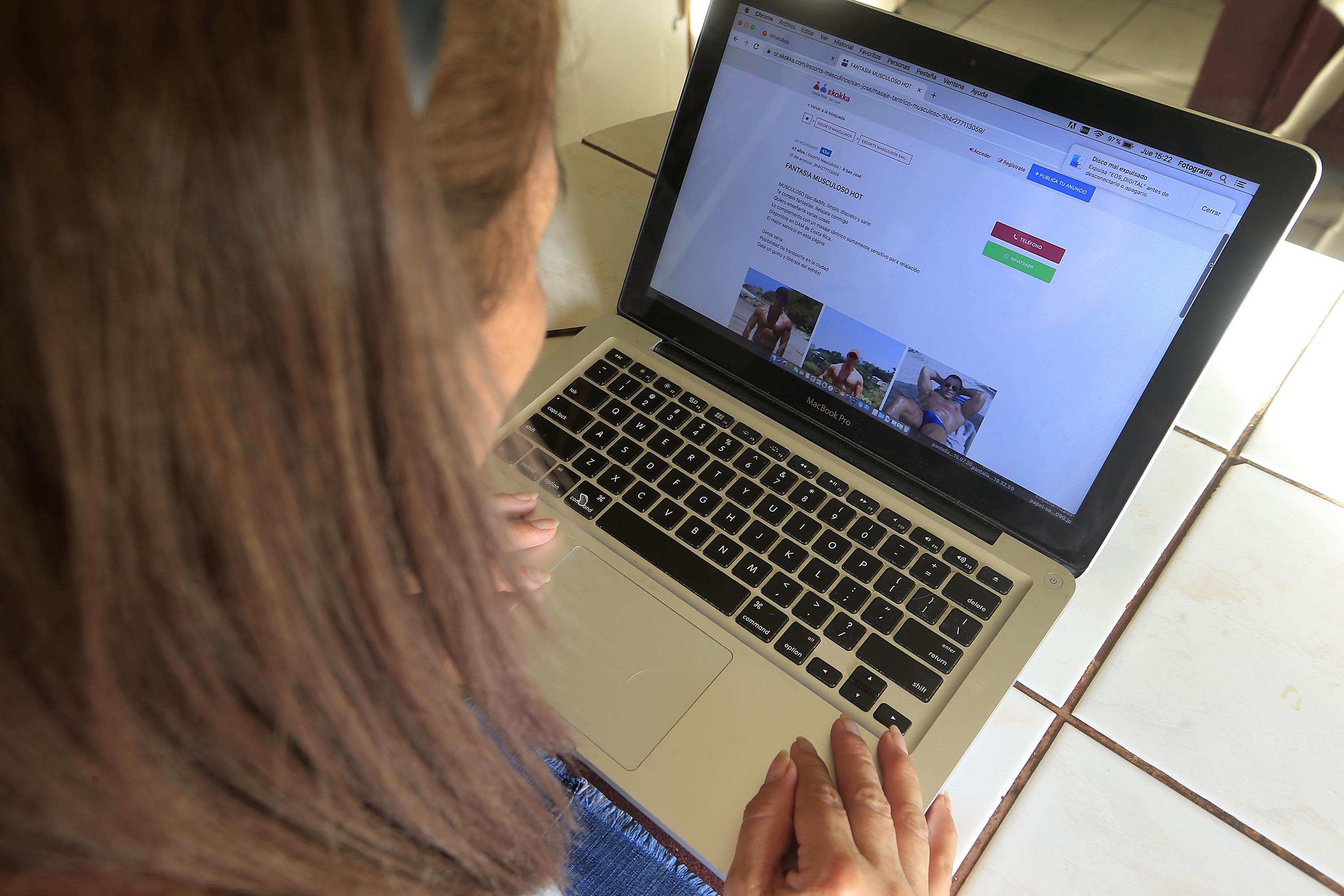 26/11/2020 P�gna de internet, con contenido sexual, que usan para estafar. Foto: Rafael Pacheco