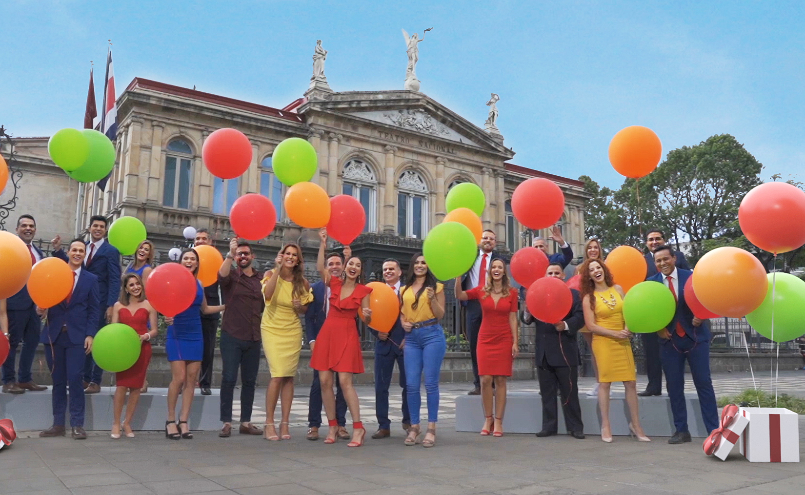 MATERIAL EMBARGADO USO DE VIVA HASTA 24 DE SETIEMBRE
mes de setiembre Repretel comenzó a celebrar sus 25 años de historia en Costa Rica.
Credito: Repretel