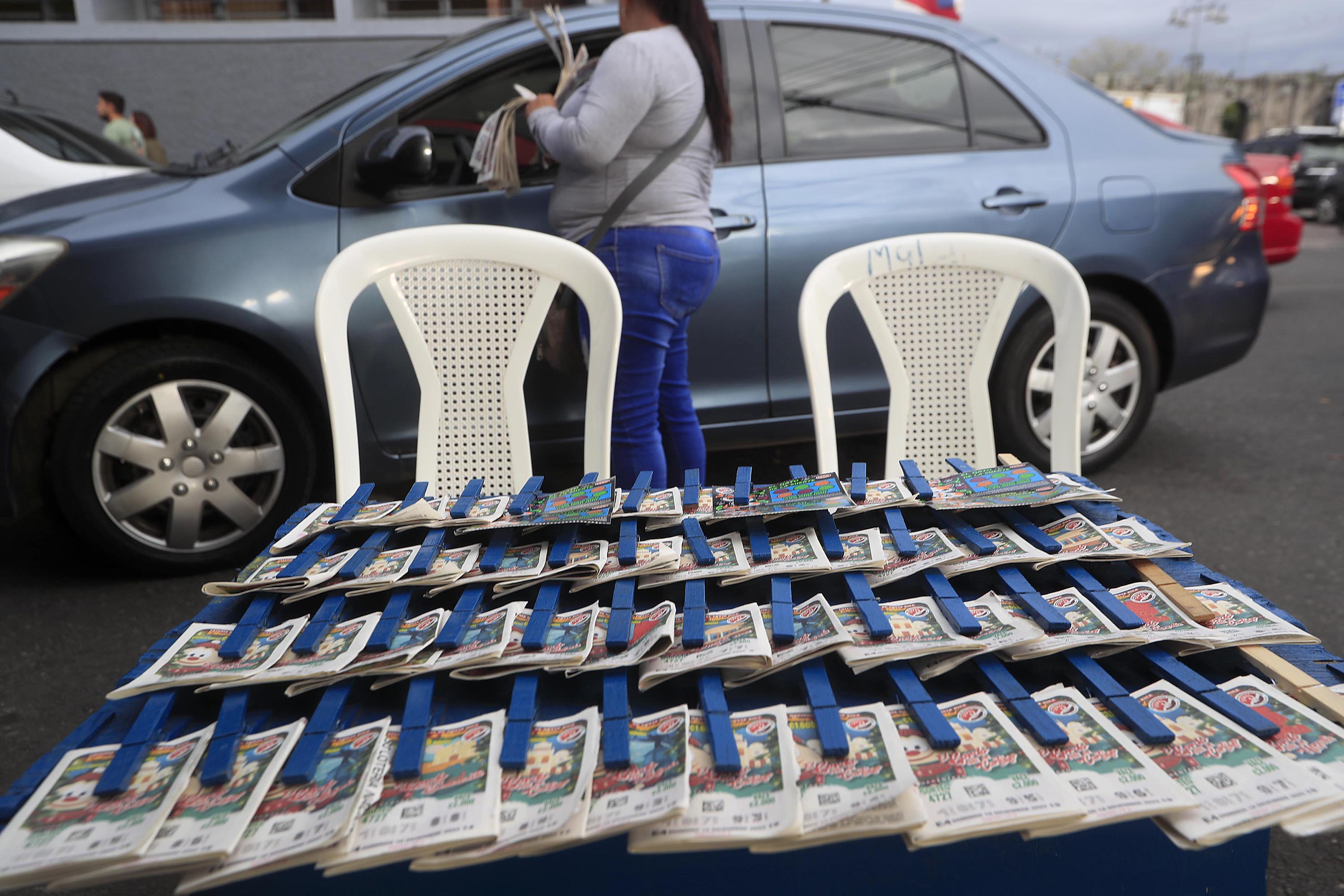 22/11/2022 Cartago. Venta de lotería navideña. El Gordo navideño, como se le conoce, se jugará el próximo domingo 18 de diciembre.