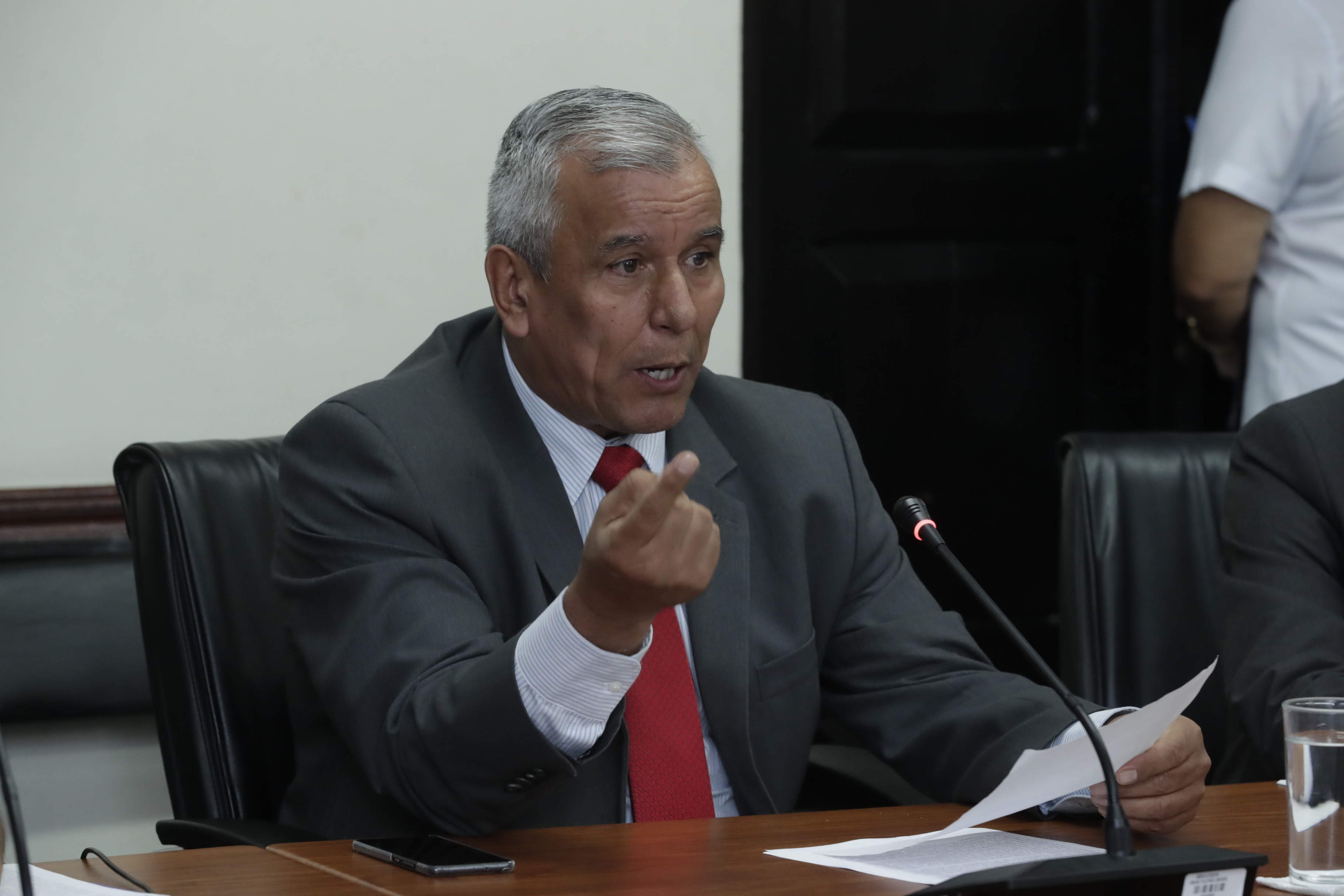24/10/2019, San José, Comisión de Gasto publicó, comparecencia del ministro de presidencia Víctor Moralesacerca de la negociación de la CCSS con los sindicatos. Fotografía José Cordero