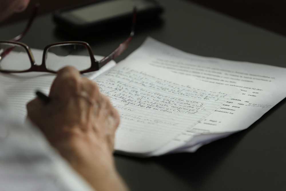 Los talleres literarios para adultos mayores son agentes silenciosos contra la depresión y la soledad.