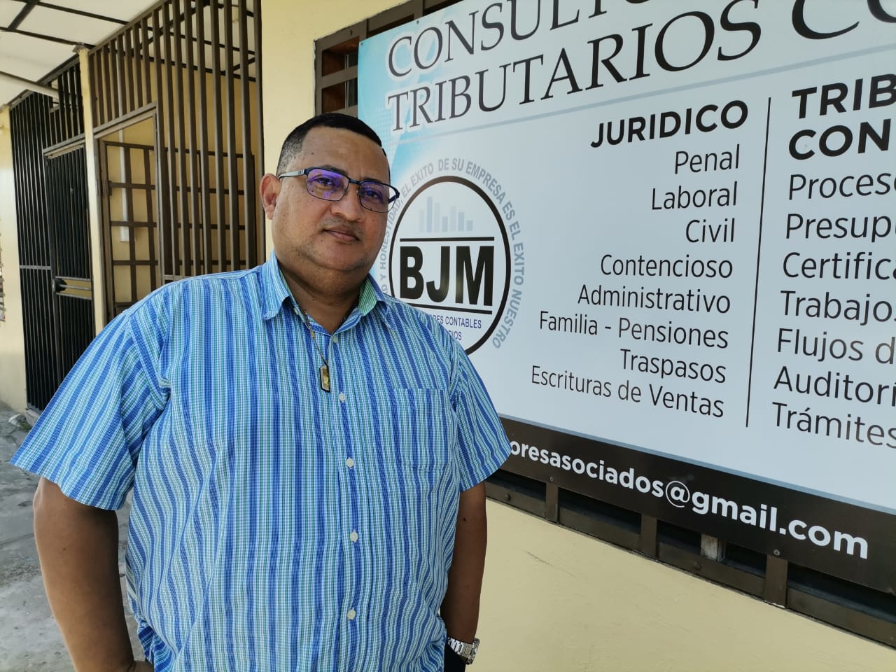 Bernal Adonay Jiménez Moraga, un contador que estuvo preso, siendo inocente, durante cuatro meses y 24 días. Fotos de Andrés Garita.