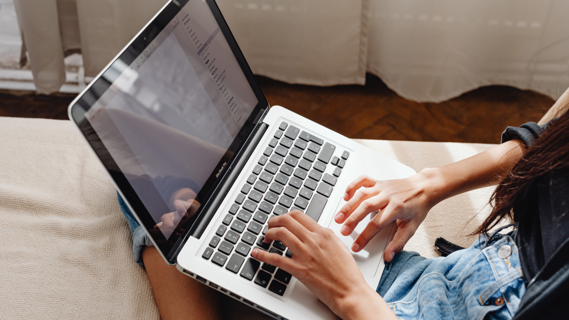 Discos duros y computadoras podrían subir de precio drásticamente. ¿Por qué?