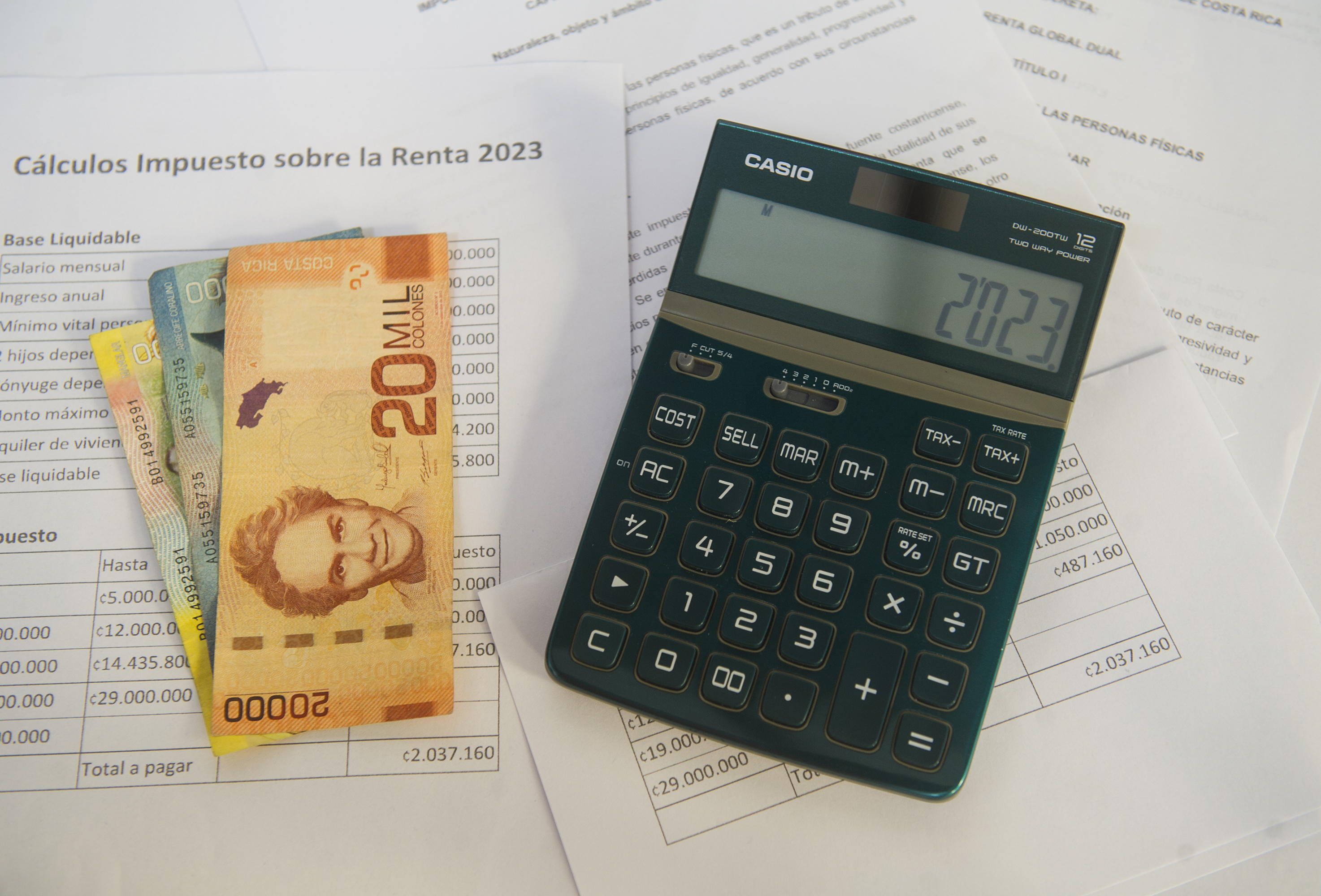28/01/2021 Cálculo impuesto sobre la renta 2023, Renta Global Dual , fotografía Marvin Caravaca