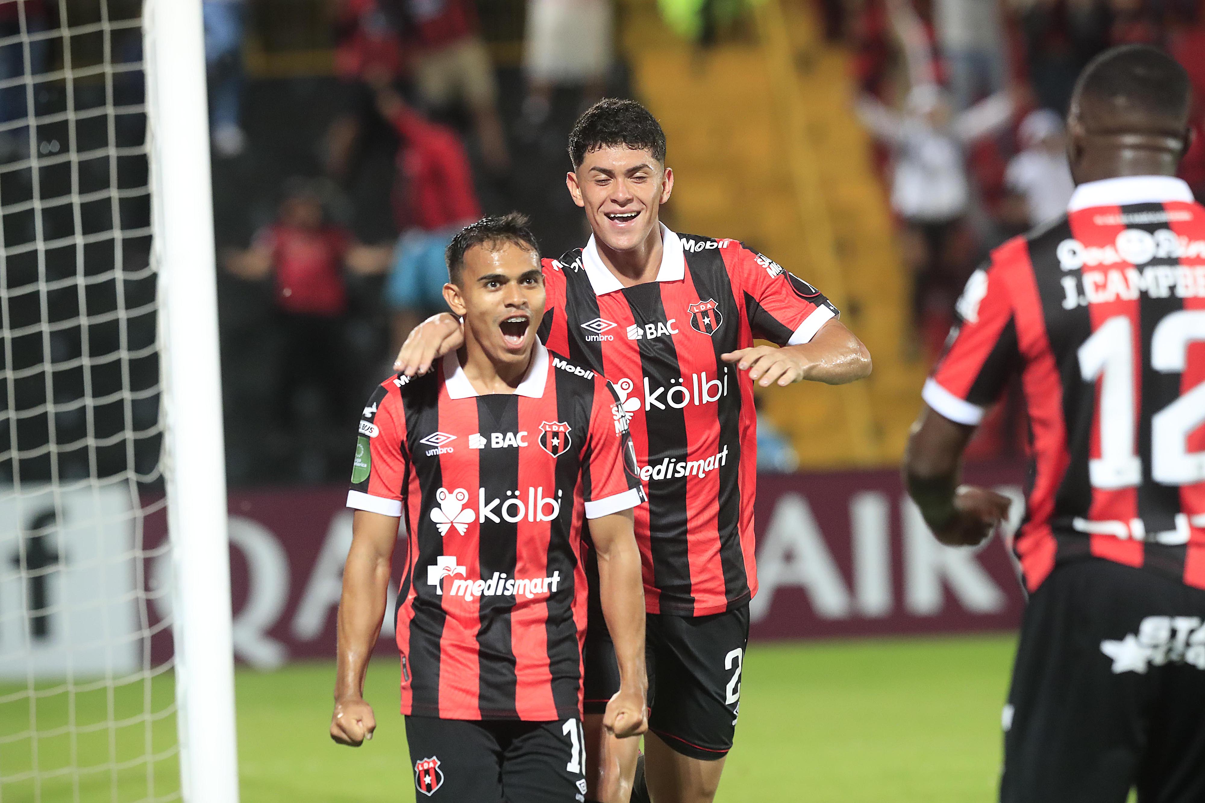 En Alajuelense ven a Aarón Suárez como uno de sus jugadores con perfil de exportación y el estudio de CIES Observatory Football lo pone en la mira de los cazatalentos.