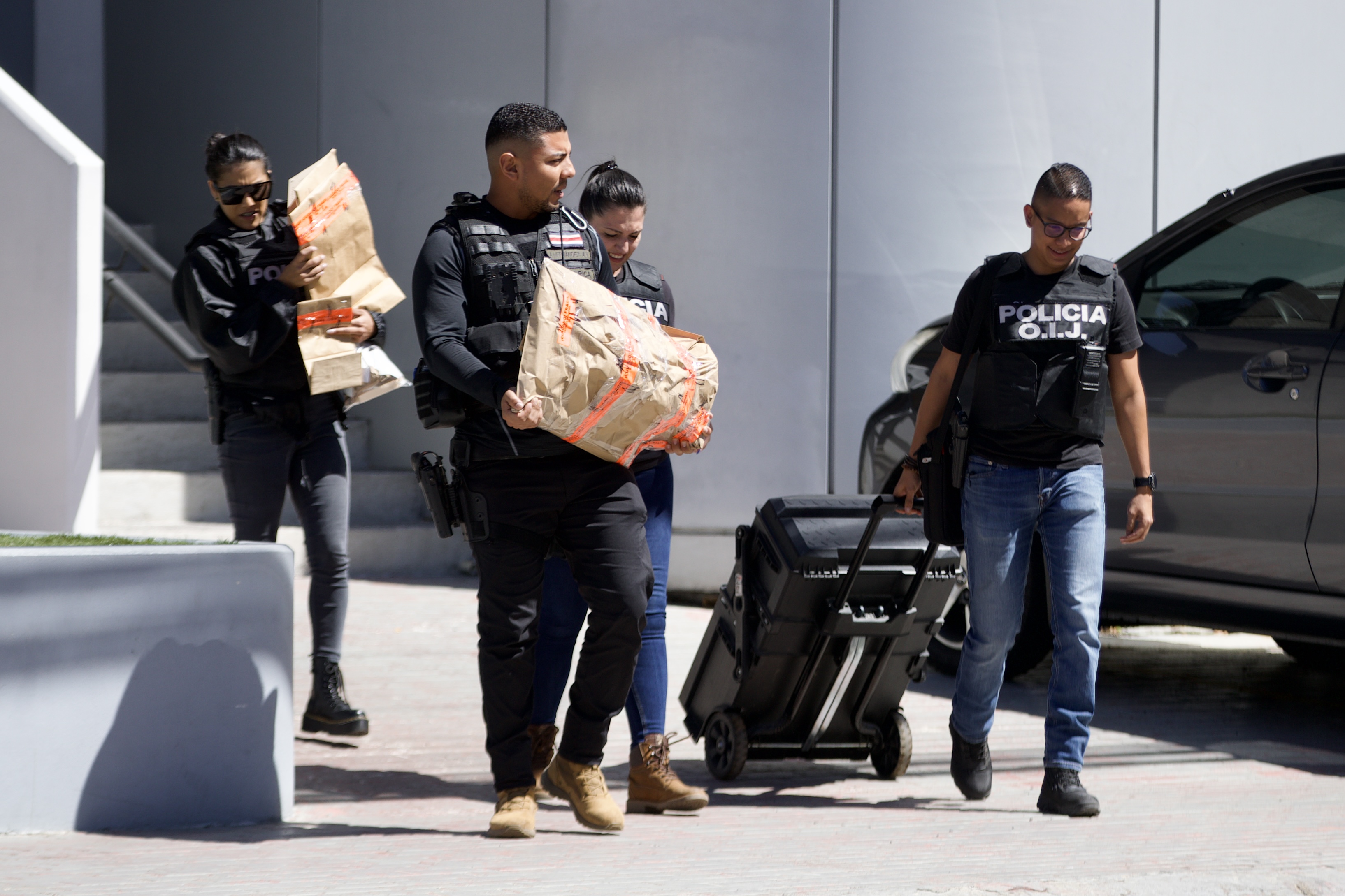 20/02/2023, San José, Mata Redonda, allanamiento en oficinas de la CCSS