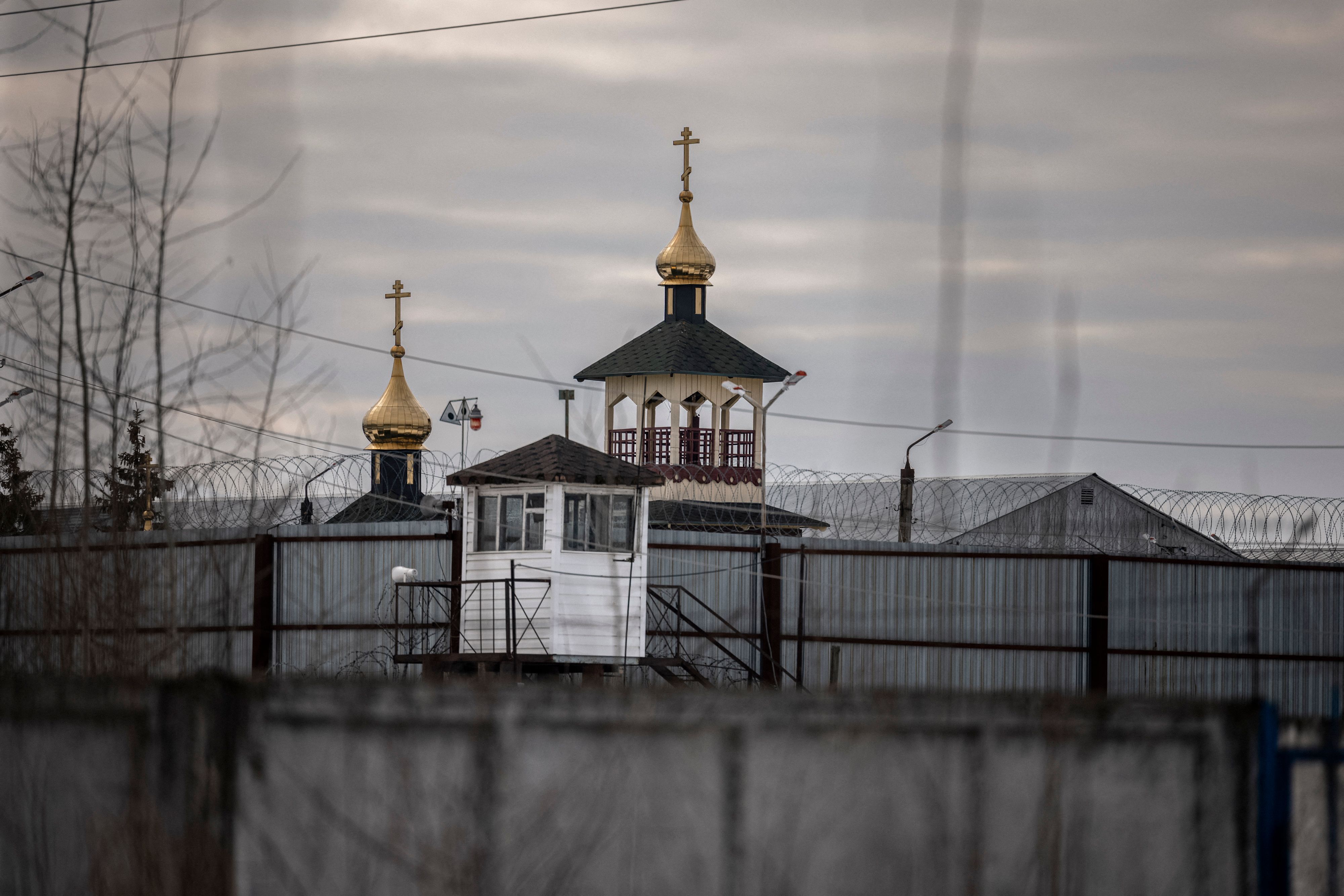(FILES) This file photo taken on March 01, 2021, shows an Orthodox church on the grounds of the penal colony N2, where Kremlin critic Alexei Navalny has been transferred to serve a two-and-a-half year prison term for violating parole, in the town of Pokrov. - Kremlin critic Alexei Navalny, who is serving a two-and-half-year jail term in a penal colony outside Moscow, said on March 15 he was locked up in a "real concentration camp". (Photo by Dimitar DILKOFF / AFP)