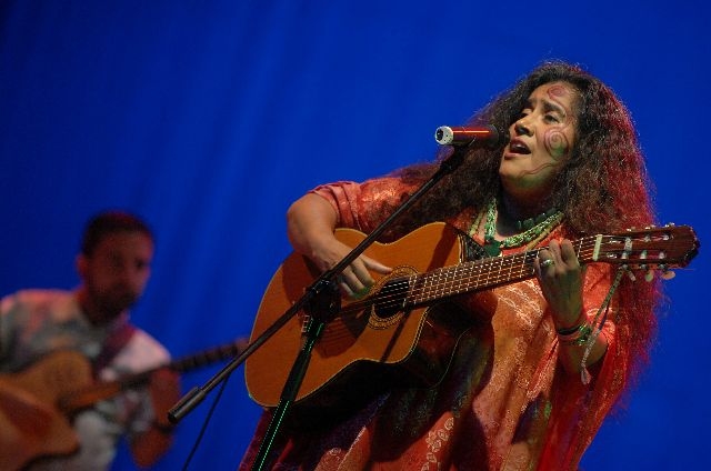Guadalupe Urbina afirmó estar feliz de volver a cantar en San José y de traer canciones guanacastecas. ArchivoDe vuelta.