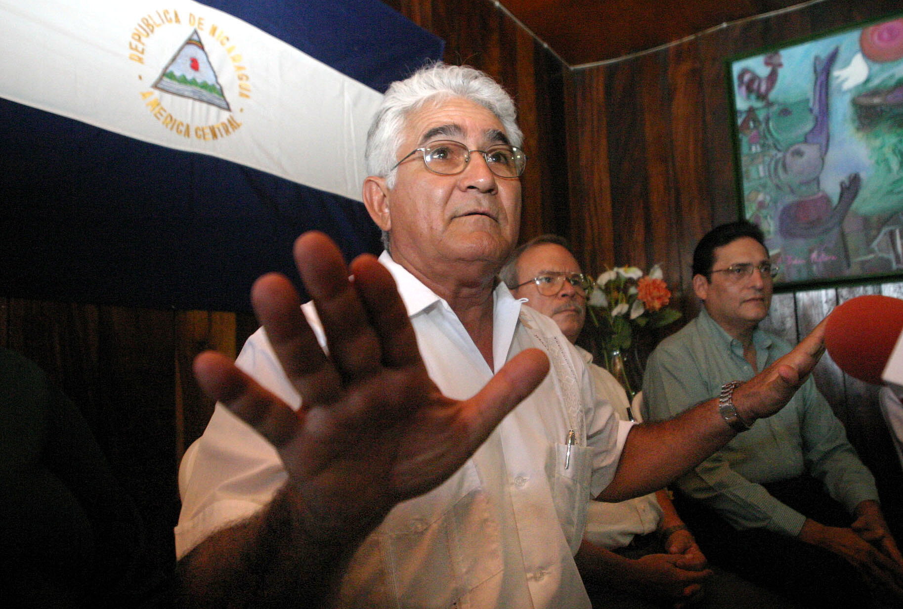 Edén Pastora asegura que volvería a Costa Rica si le quitan la orden de captura por usurpación. ARCHIVO