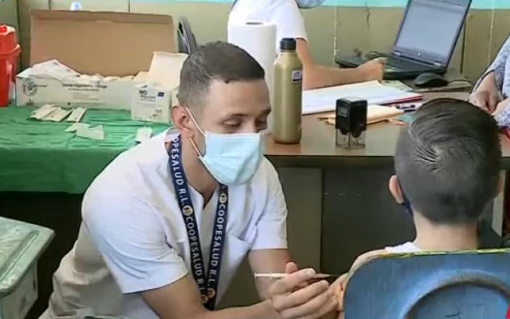 Vacunación anticovid Coopesalud Pavas