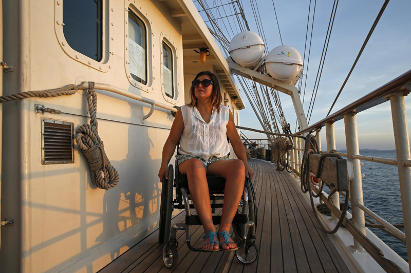 Natalia Vindas consiguió la oportunidad de viajar cinco días en el velero gracias a la asociación de deportes de aventura adaptados Sin Límites. | FOTO: GABRIELA TÉLLEZ