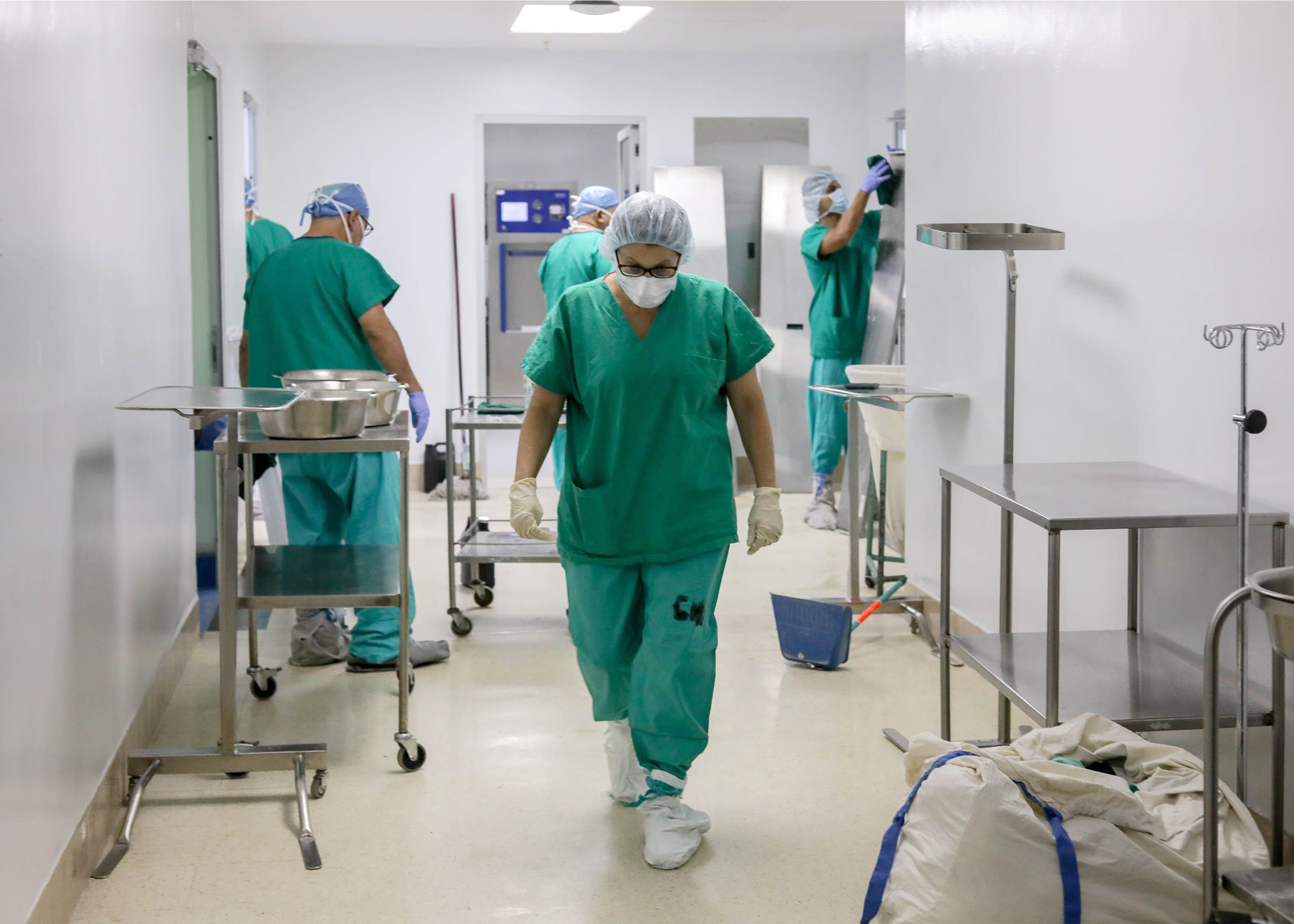 28/06/2020. Fotos ilustrativas de una Unidad de Cuidados Intensivos de un hospital. Las autoridades del Ministerio de Salud alertaron al país sobre el posible aumento de casos de covid-19 que supondría un gran riesgo para el sistema hospitalario del país. Foto: Roberto Carlos/ Presidencia.