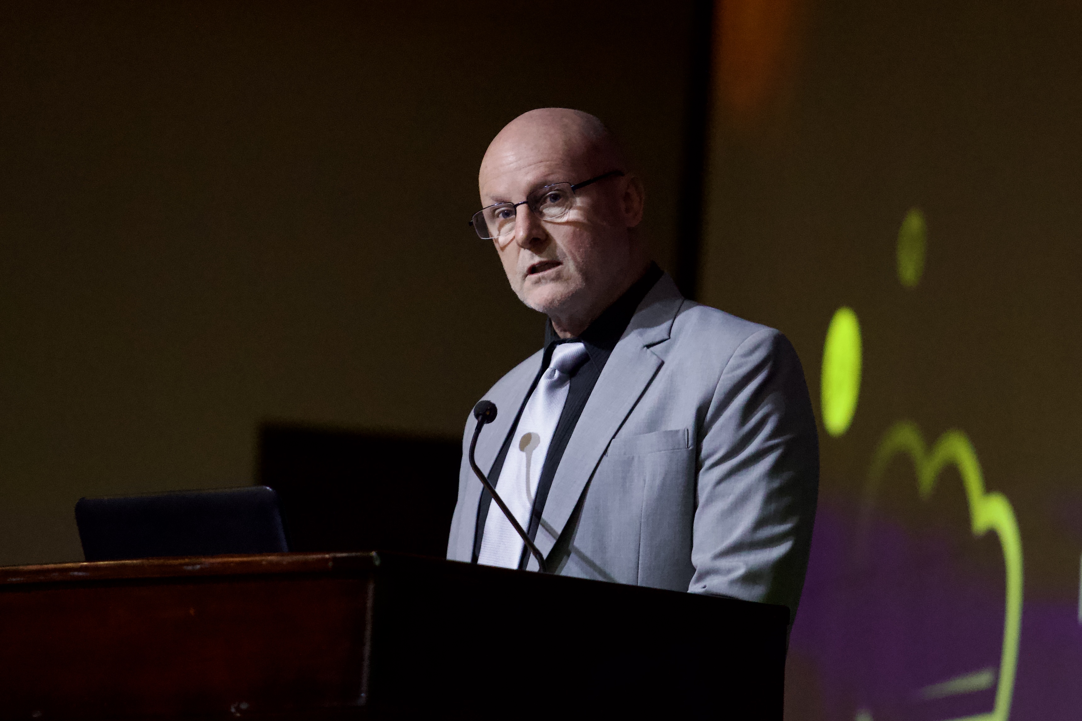 El vicepresidente de la República, Stephan Brunner, criticó el efecto que tiene para el manejo de residuos que las municipalidades se nieguen a albergar rellenos sanitarios en sus cantones. Foto: José Cordero