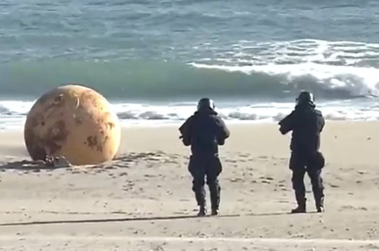 "¿Una esfera del dragón?", vacilaron algunos usuarios de Twitter