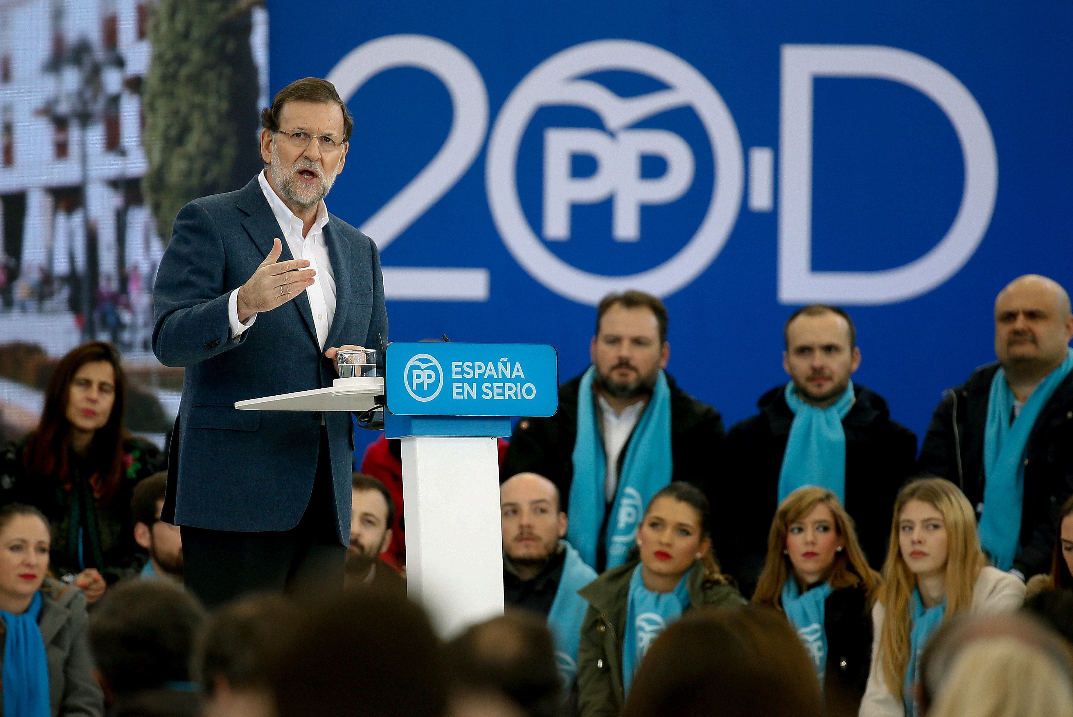 El presidente español, Mariano Rajoy, durante su intervención en el acto central de su partido