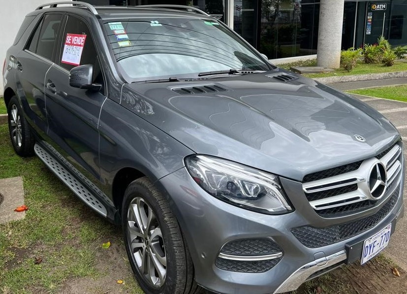 Venta de vehículo Mercedes