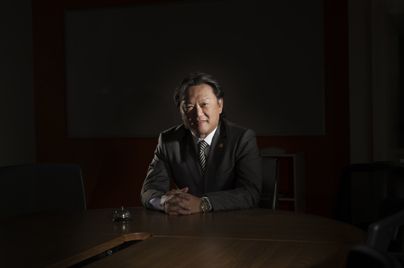 (29-10-2014). Eduardo Li, presidente de la FEDEFUT, personajes del a;o 2014. Proyecto Gol, San Rafael de Alajuela. Fotografia Marcela Bertozzi