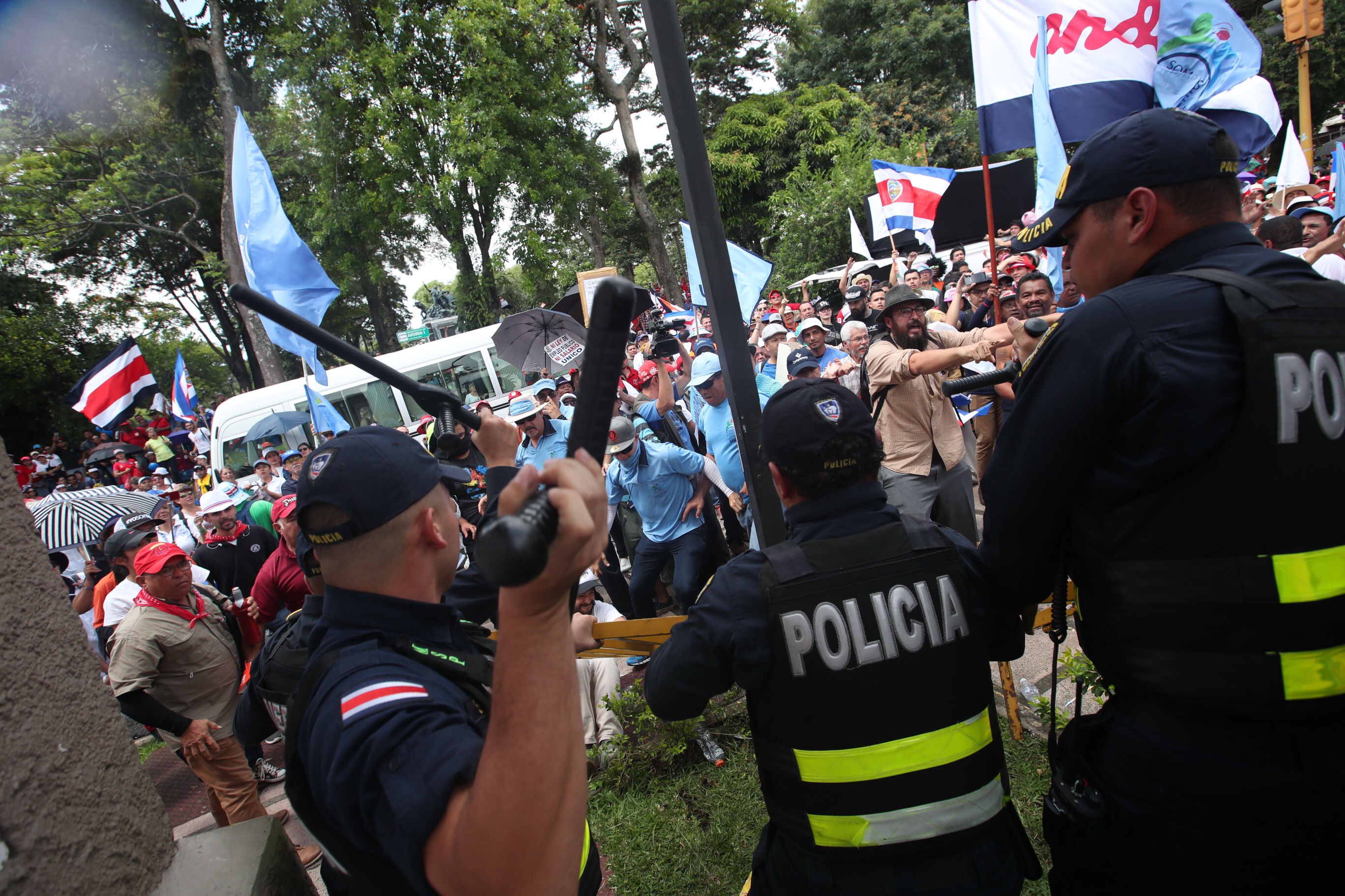 12/09/2018. San José. Miles de costarricenses se unieron a la huelga nacional por la no aprobación de la Reforma Fiscal. Fotografías: Graciela Solis