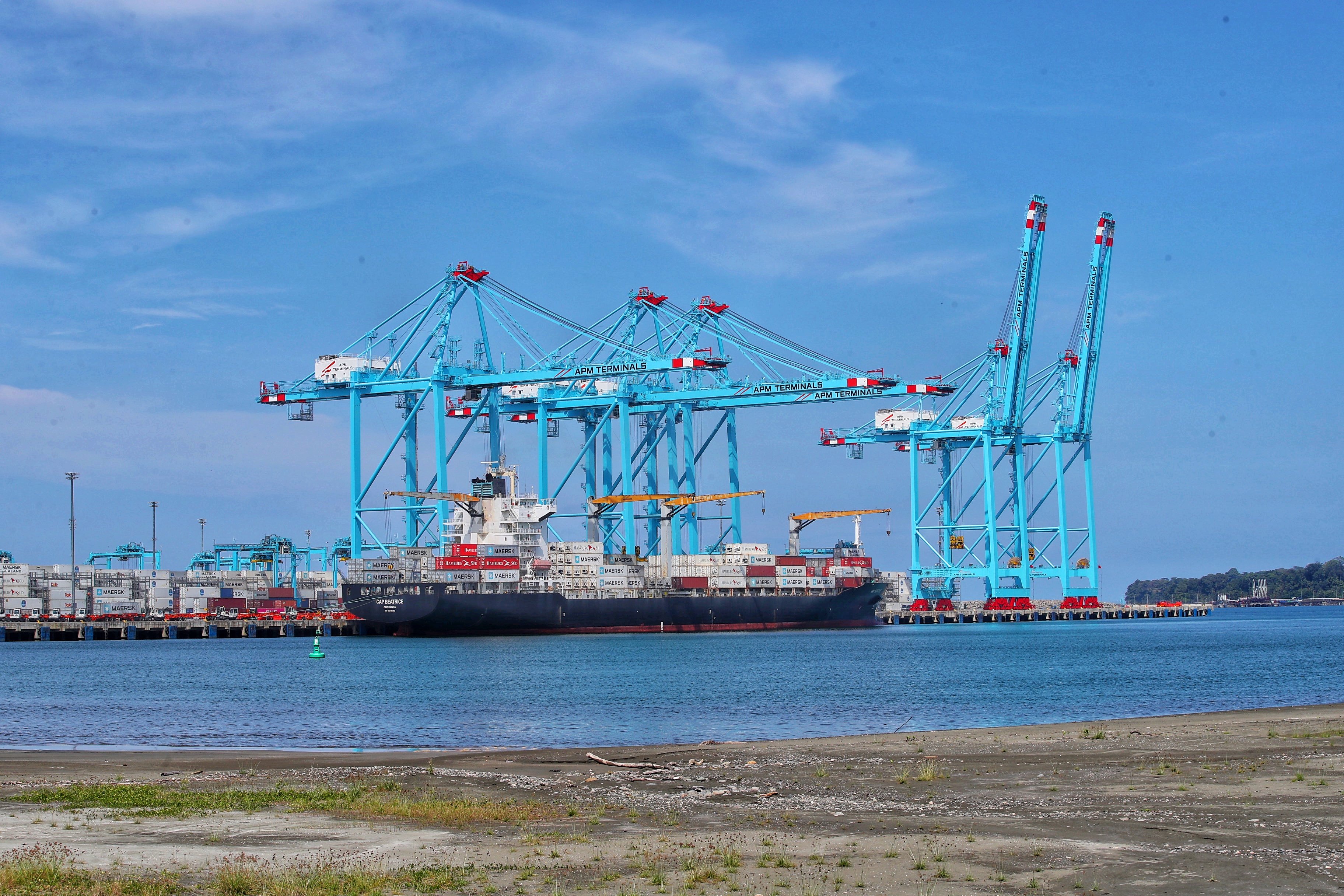 24/09/2019/ recorrido por la plataforma de APM Terminals, la cual anuncia un 100 por ciento en las operaciones / fotografía: John Durán