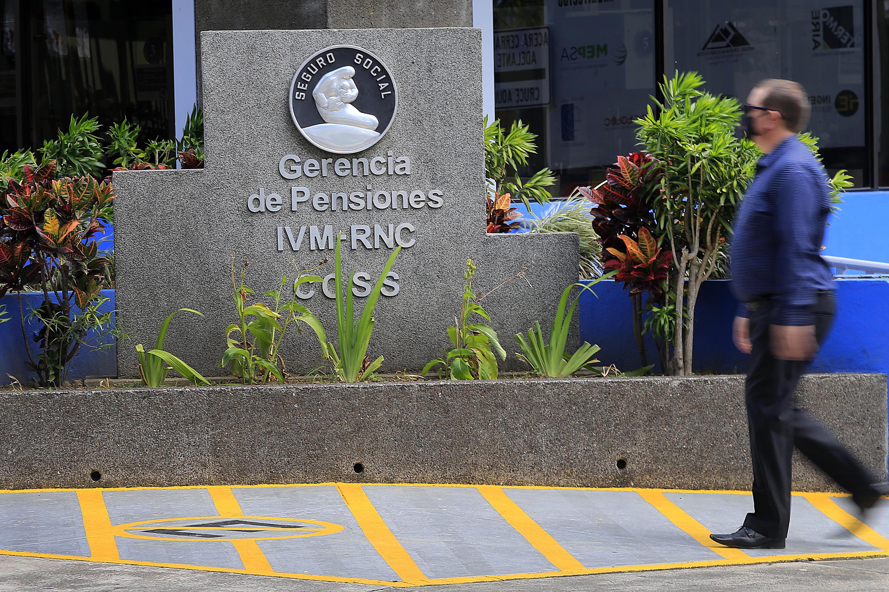 Comité de Vigilancia del IVM atada de mano para tomar acciones; trasladó preocupaciones a la Junta Directiva de la CCSS. Foto: Rafael Pacheco