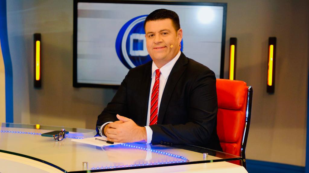 Oscar Segura, narrador de Repretel y FUTV. Foto: cortesía