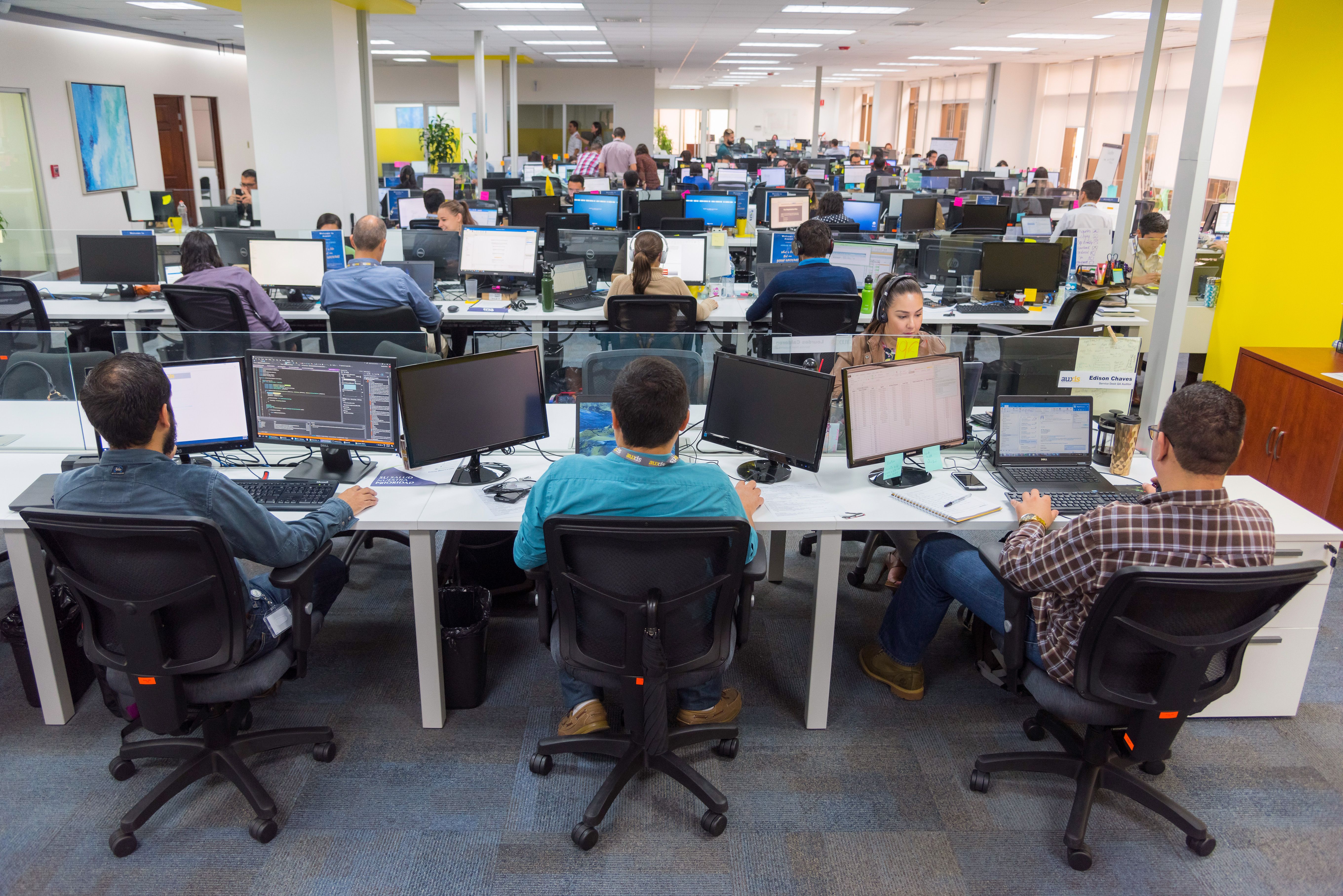 Auxis expandió su centro de entrega de servicios en Costa Rica con la apertura de una instalación más grande en Heredia. Fotografía: