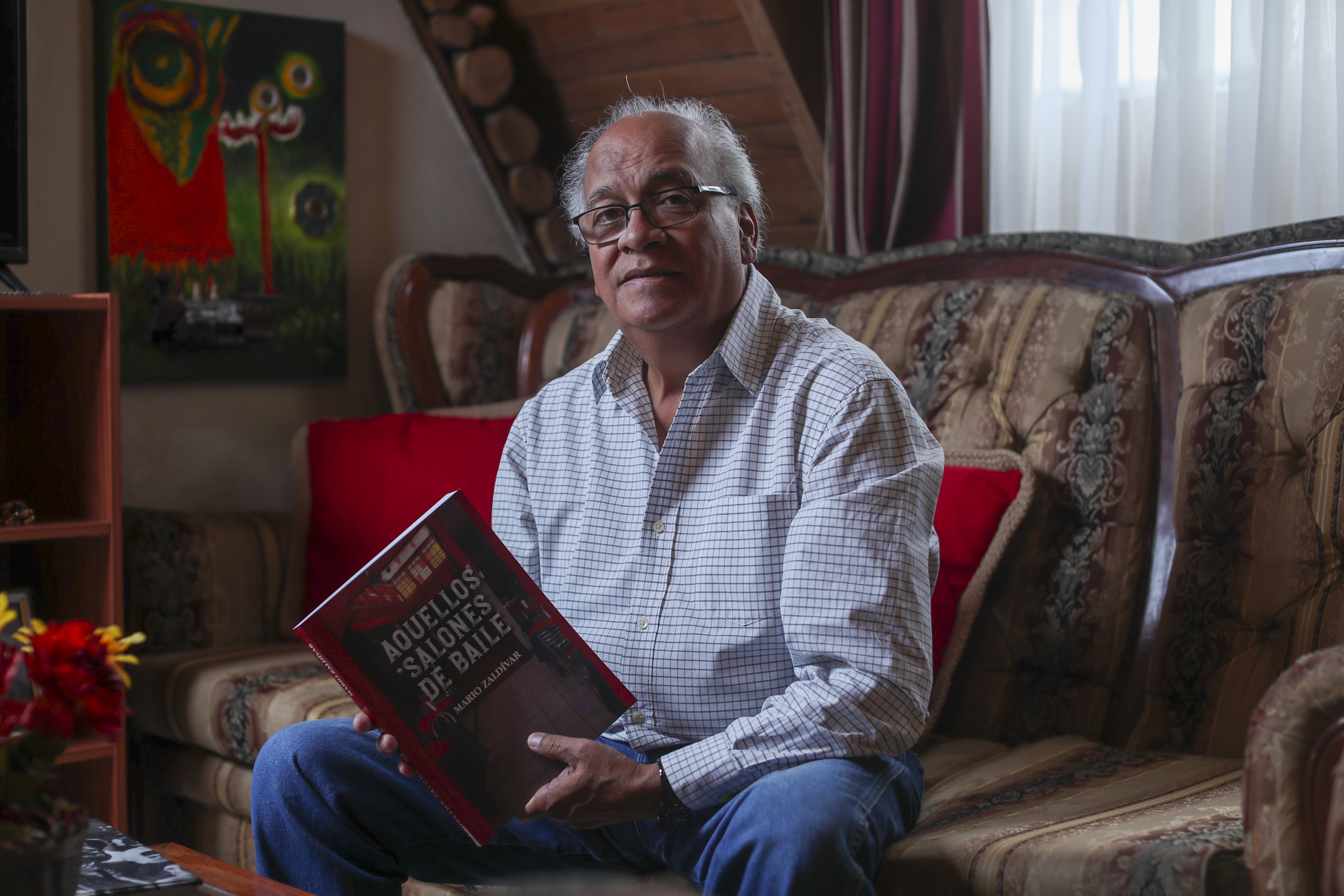 ¿Hay alguna canción con su nombre? Este autor recopila la historia de 180 piezas dedicadas