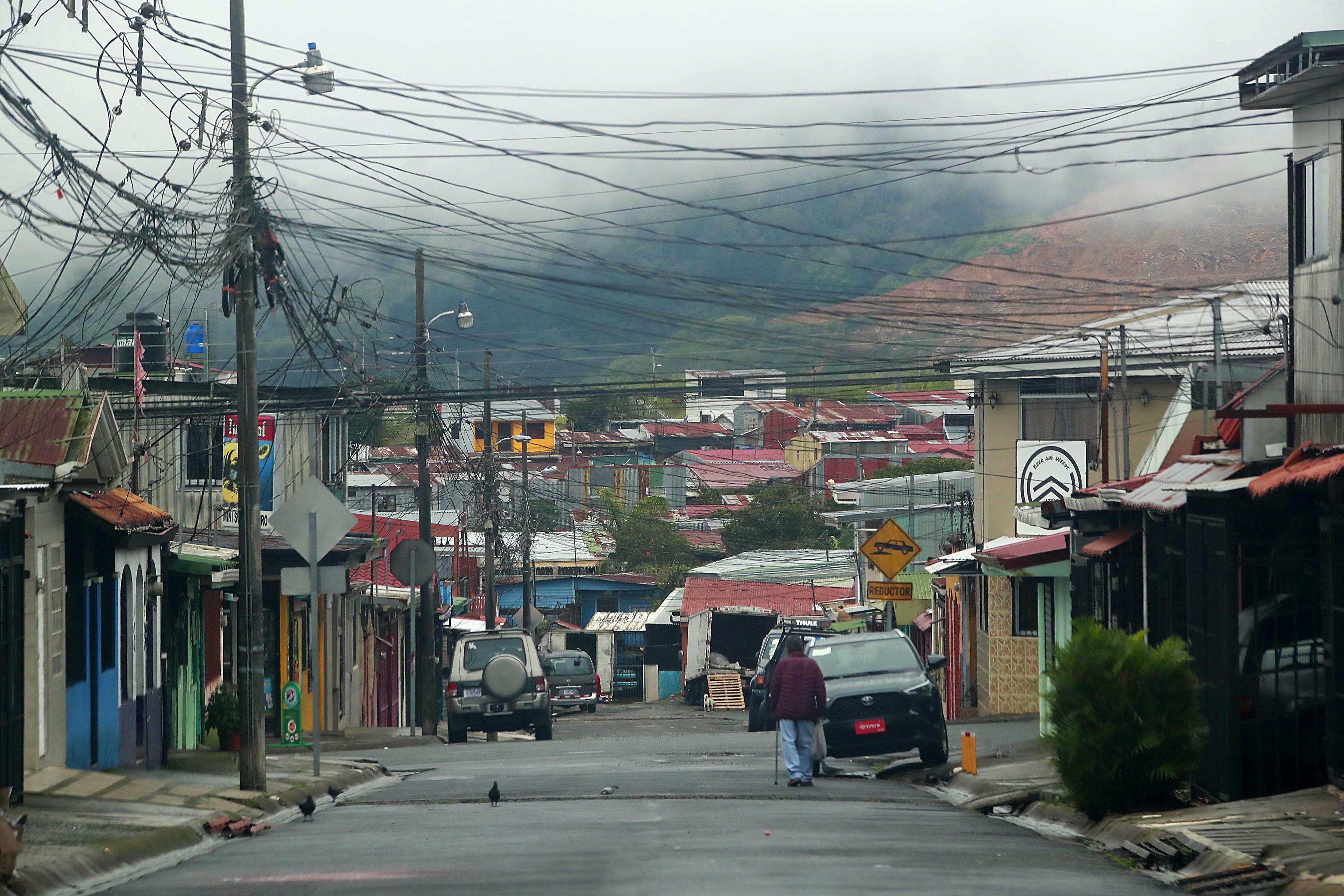 17/11/2023 Paraíso de Cartago. Recorrido por la comunidad Llanos de Santa Lucía, uno de los lugares que se han vuelto muy inseguros, donde se han dado balaceras e incluso ha habido muertes relacionadas con narcotráfico.