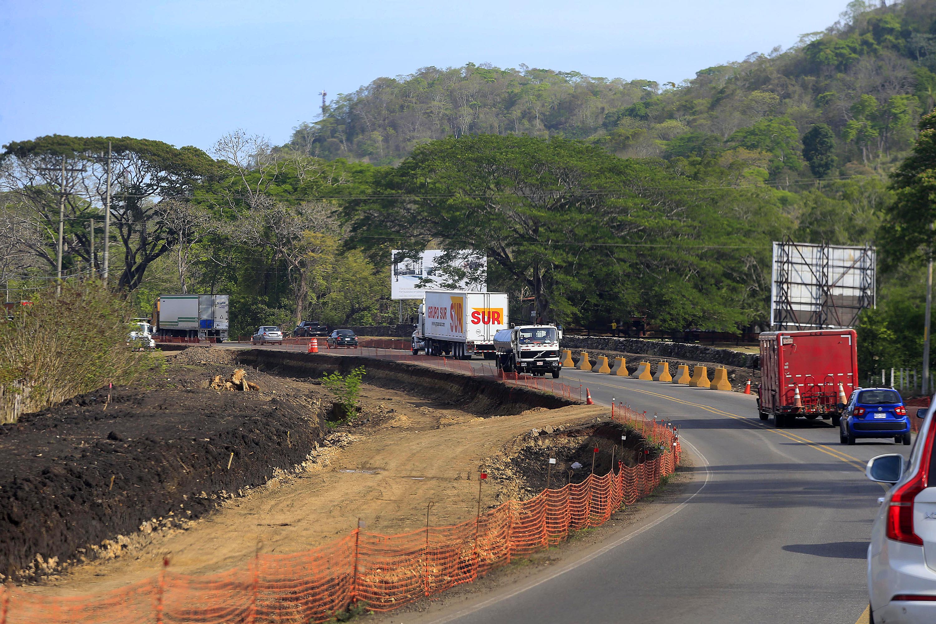 22/04/2021 Tramo de carretera Barranca-Limonal. Así avanzan las obras en este tramo de la carretera Interamericana Norte, también conocida como Ruta 1. Foto: Rafael Pacheco