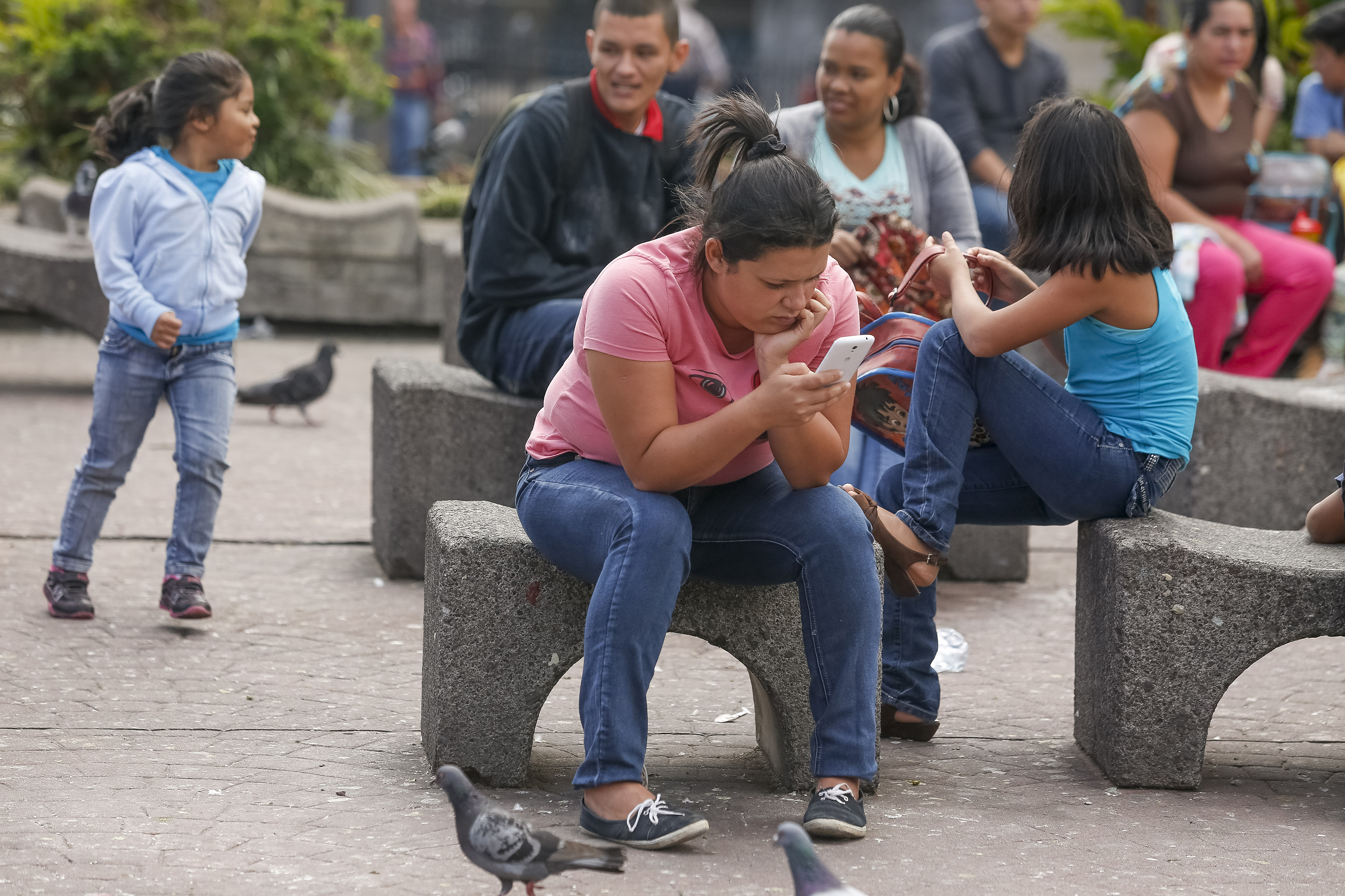 La OCDE señala que la experiencia de Costa Rica con la mayor competencia en las telecomunicaciones ejemplifica el impacto
significativo que la posición regulatoria con respeto a la competencia puede tener en el bienestar de los consumidores. FOTO: Jorge ARCE / LN.
