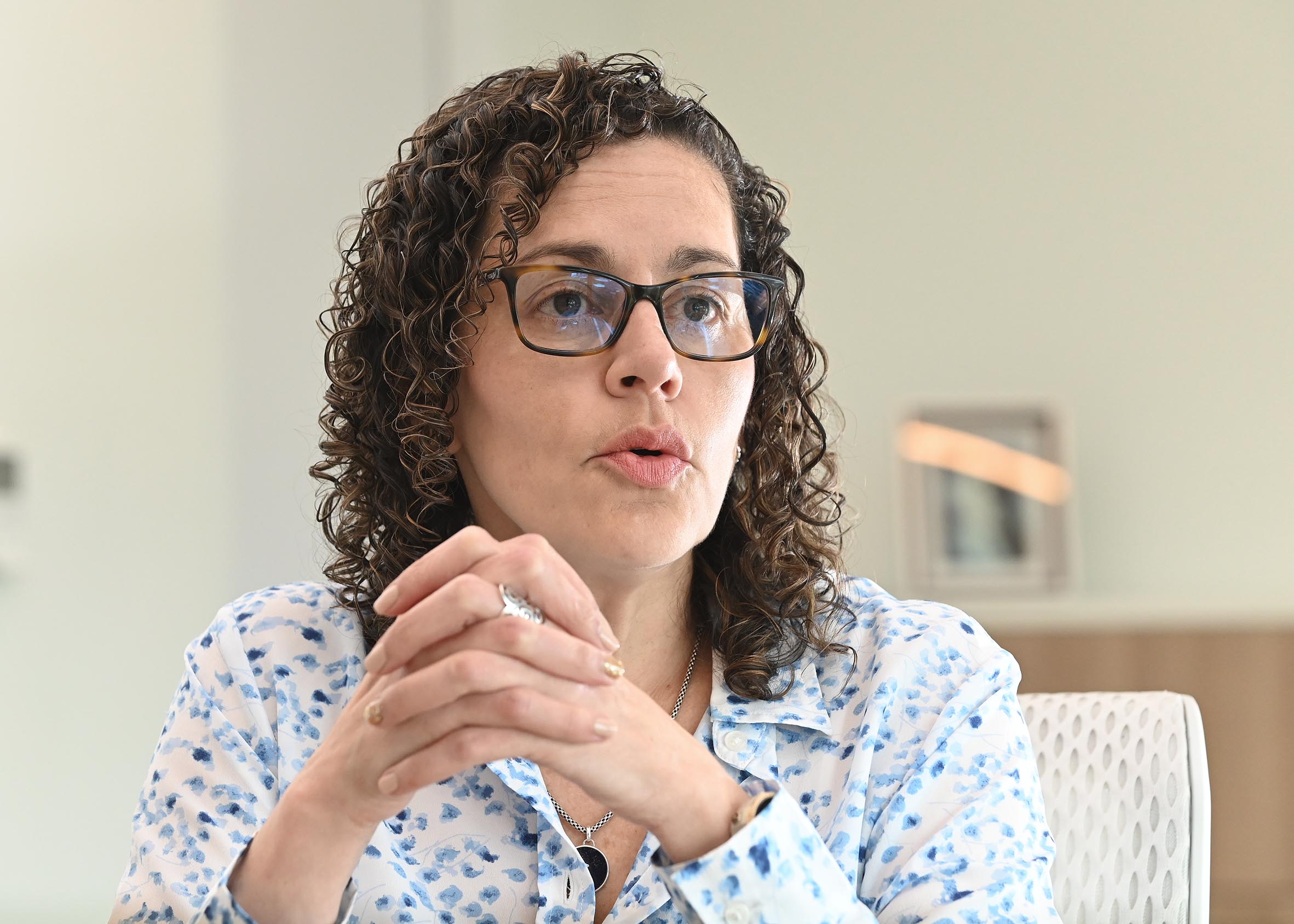 Hazel Valverde, superintendente de Sugef, en una entrevista con 'La Nación'