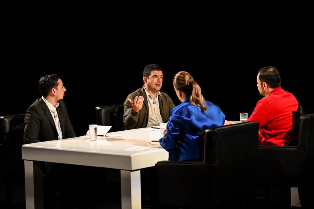 21/01/2026, San José, Estudio Marco Picado, Canal 7, Debate de TD+ con los candidatos Claudia Dobles, Álvaro Ramos, Juan Carlos Hidalgo y Ariel Robles.