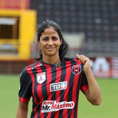 Shirley Cruz volverá a jugar en Costa Rica y lo hará con Alajuelense Codea. Fotografía: Prensa Alajuelense