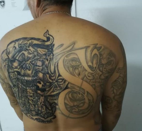 Marero detenido en Quepos por oficiales de la Fuerza Pública. MSP para LN