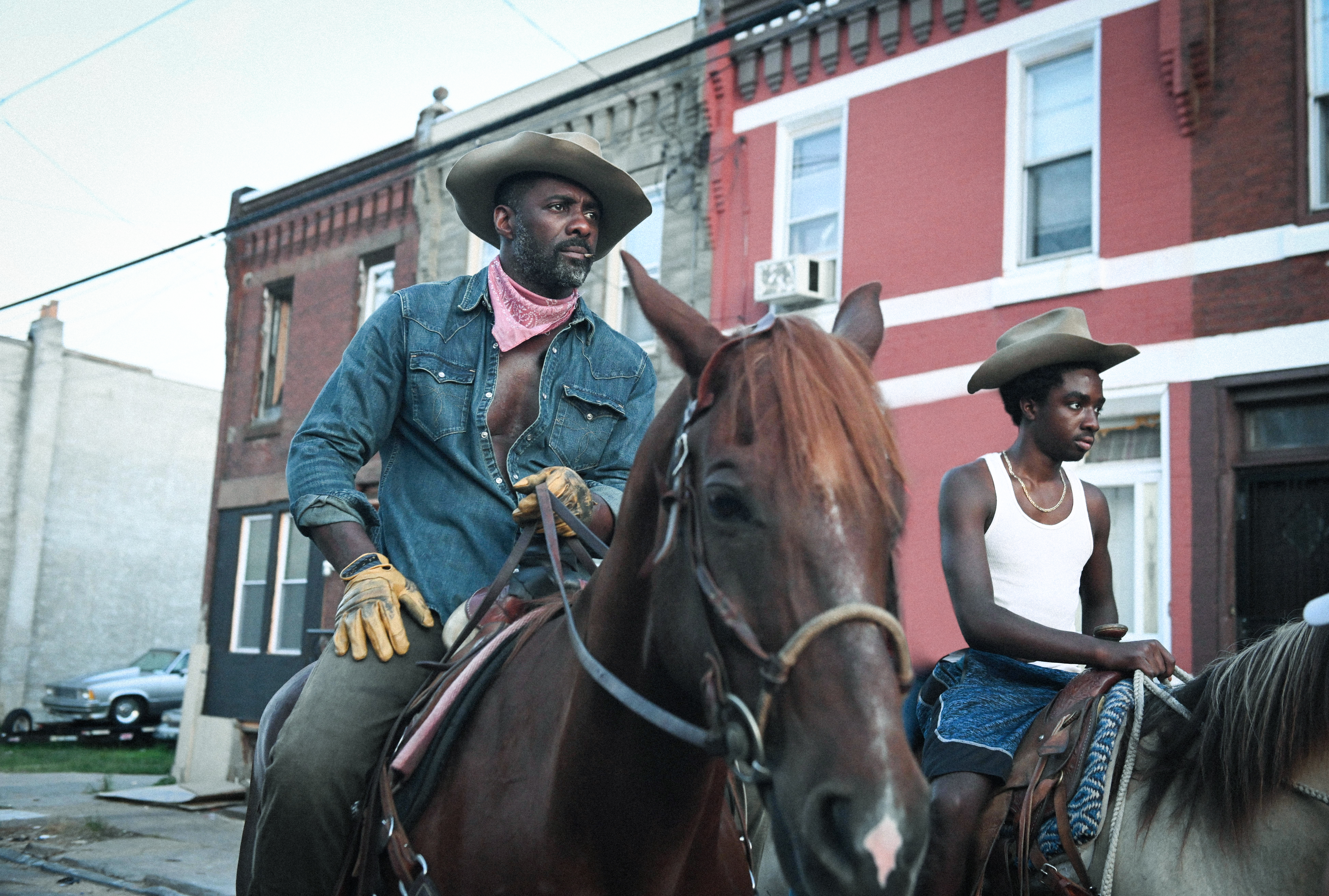 CONCRETE COWBOY - (L-R) Idris Elba as Harp and Caleb McLaughlin as Cole. Cr. Aaron Ricketts / NETFLIX © 2021