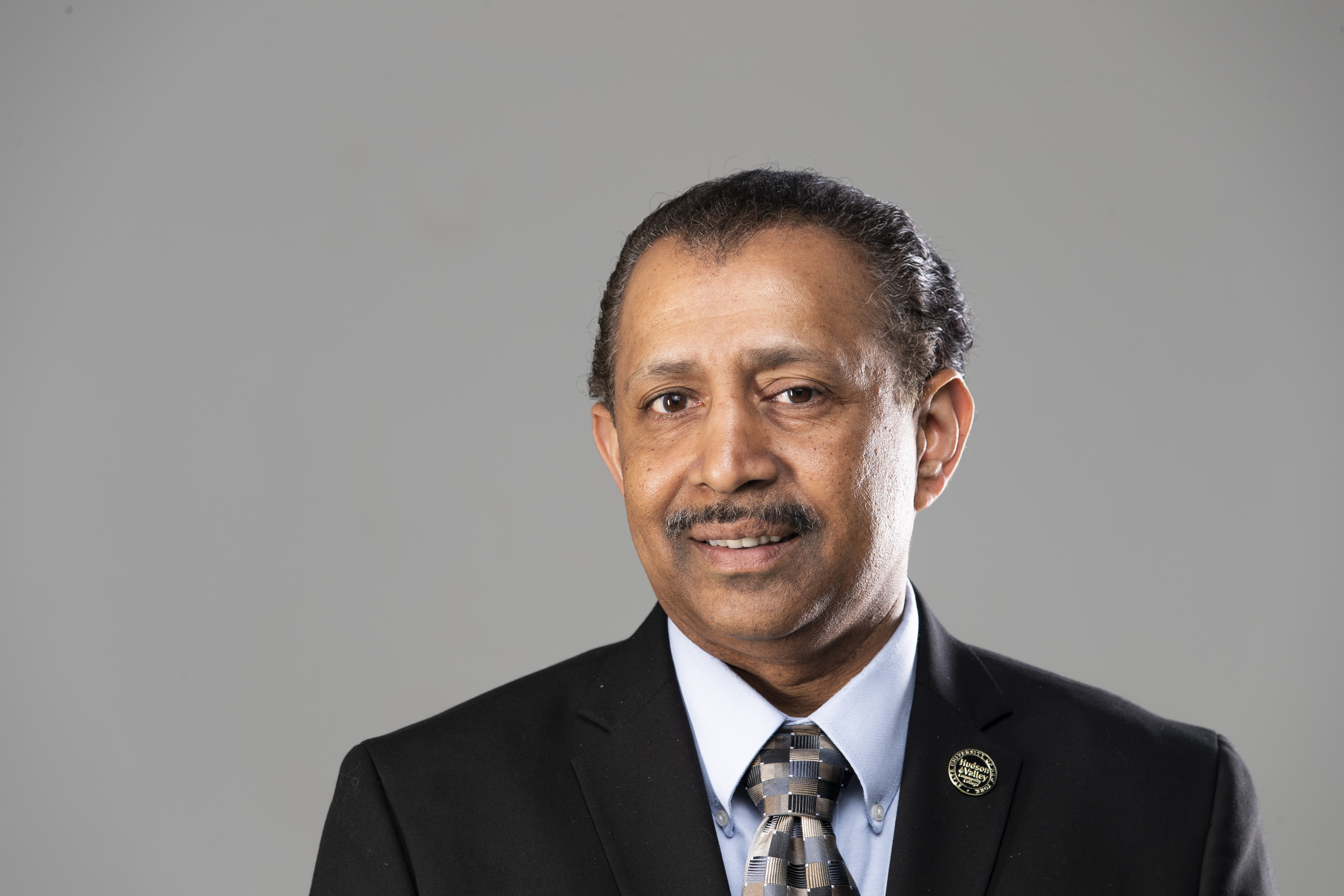24/03/2019. GN Estudio, Llorente, Tibas, San José, Costa Rica. Retratos de Roger Ramsammy presidente del Hudson Valley Community College. Fotografía: Alejandro Gamboa Madigal.
