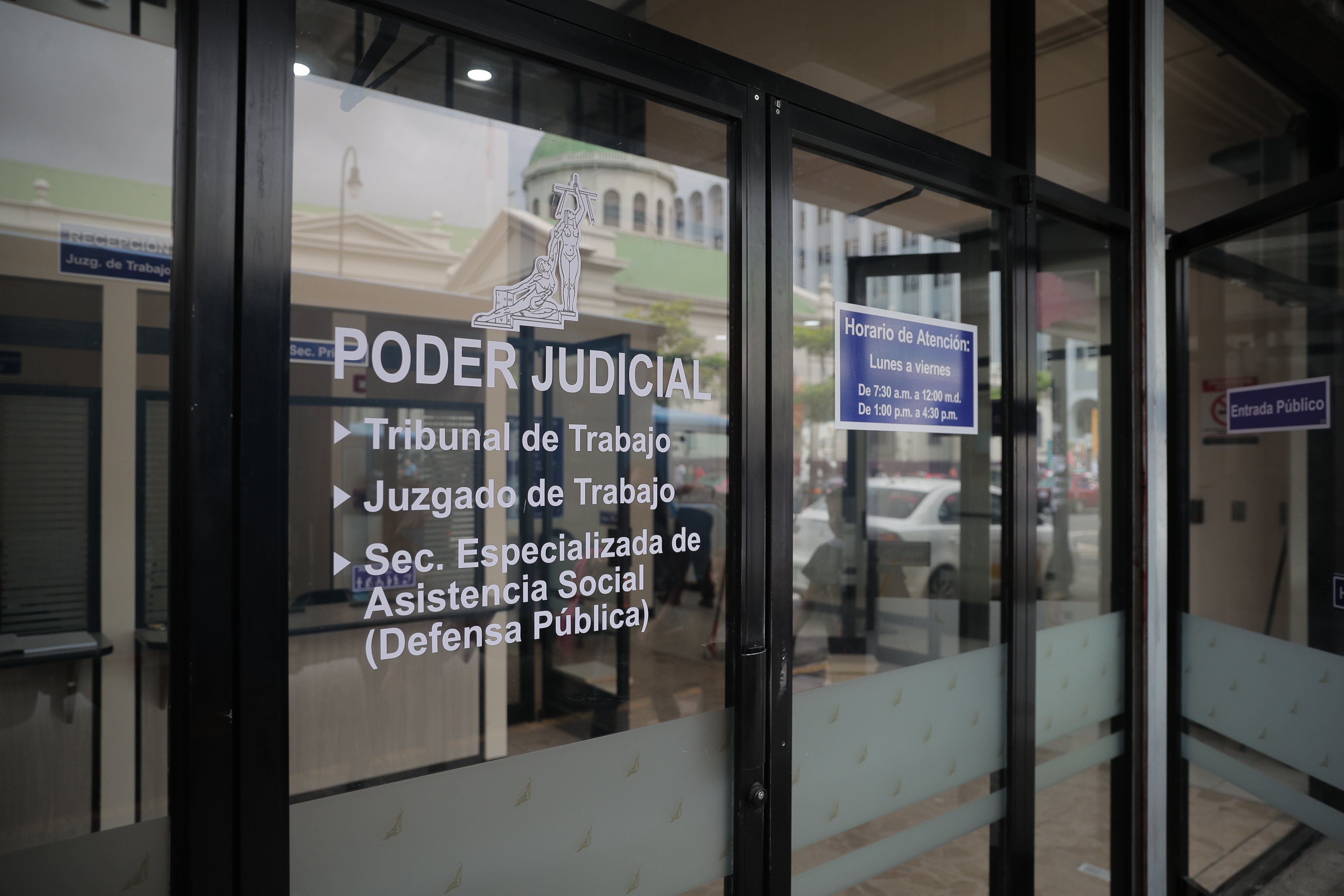 10/7/2017. San Jose. Nuevas oficinas del Tribunal de Trabajo y el Juzgado de Trabajo del Poder Judicial, las cuales abrieron al publico el dia de hoy. foto jeffrey zamora